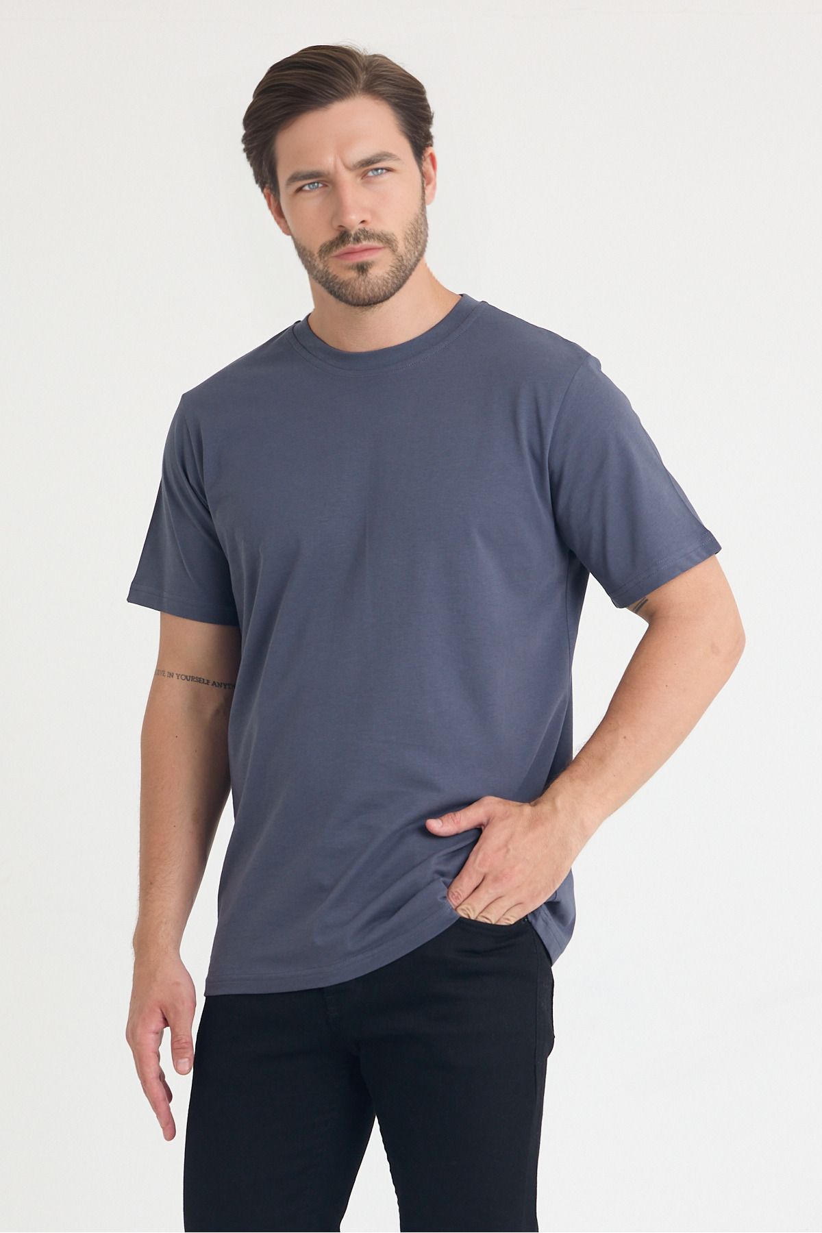 Windy Island Erkek Bisiklet Yaka Regular Fit Basic T-shirt