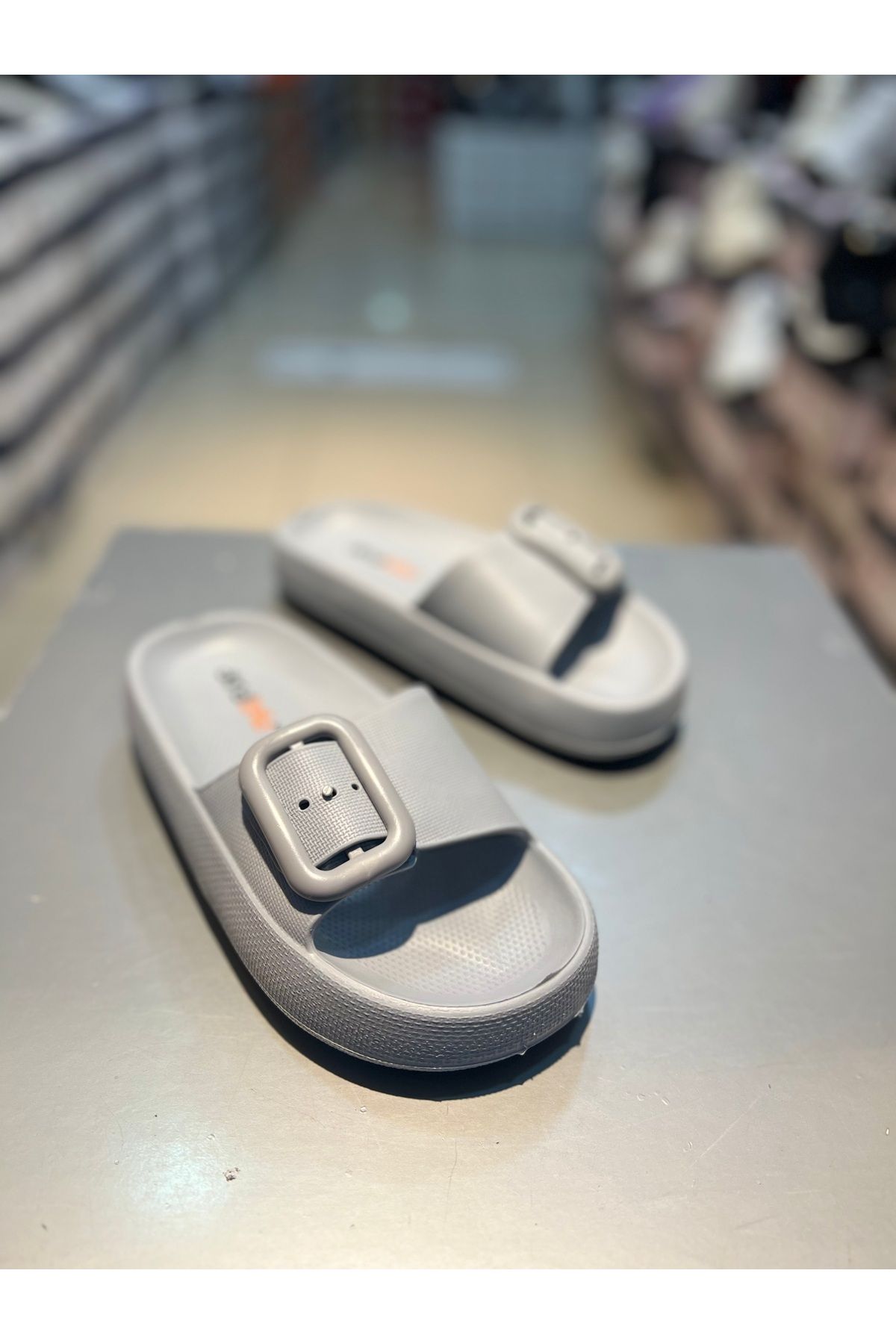 Akınal Bella Tek Toka Model Ultrasoft Kadın Terlik