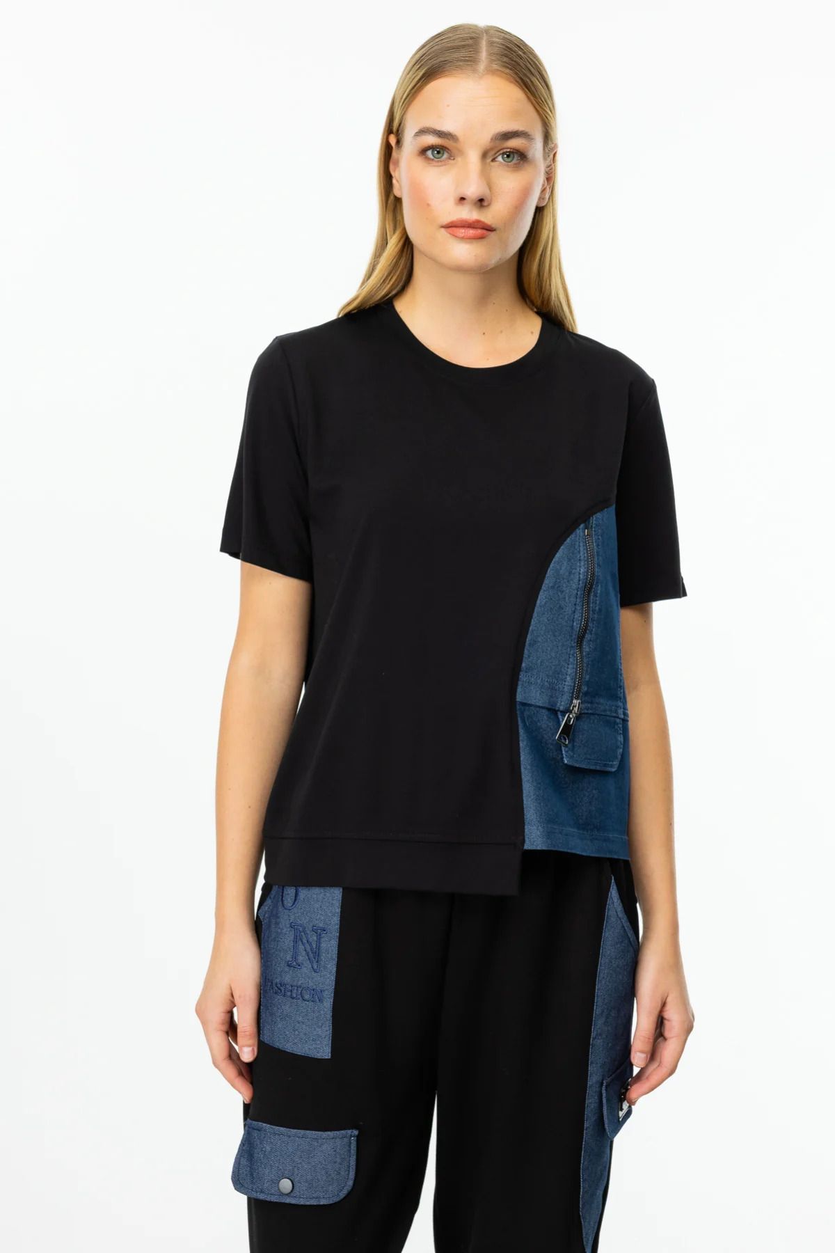 On Fashion On Asimetrik Desenli Denim Detaylı Bluz-56333