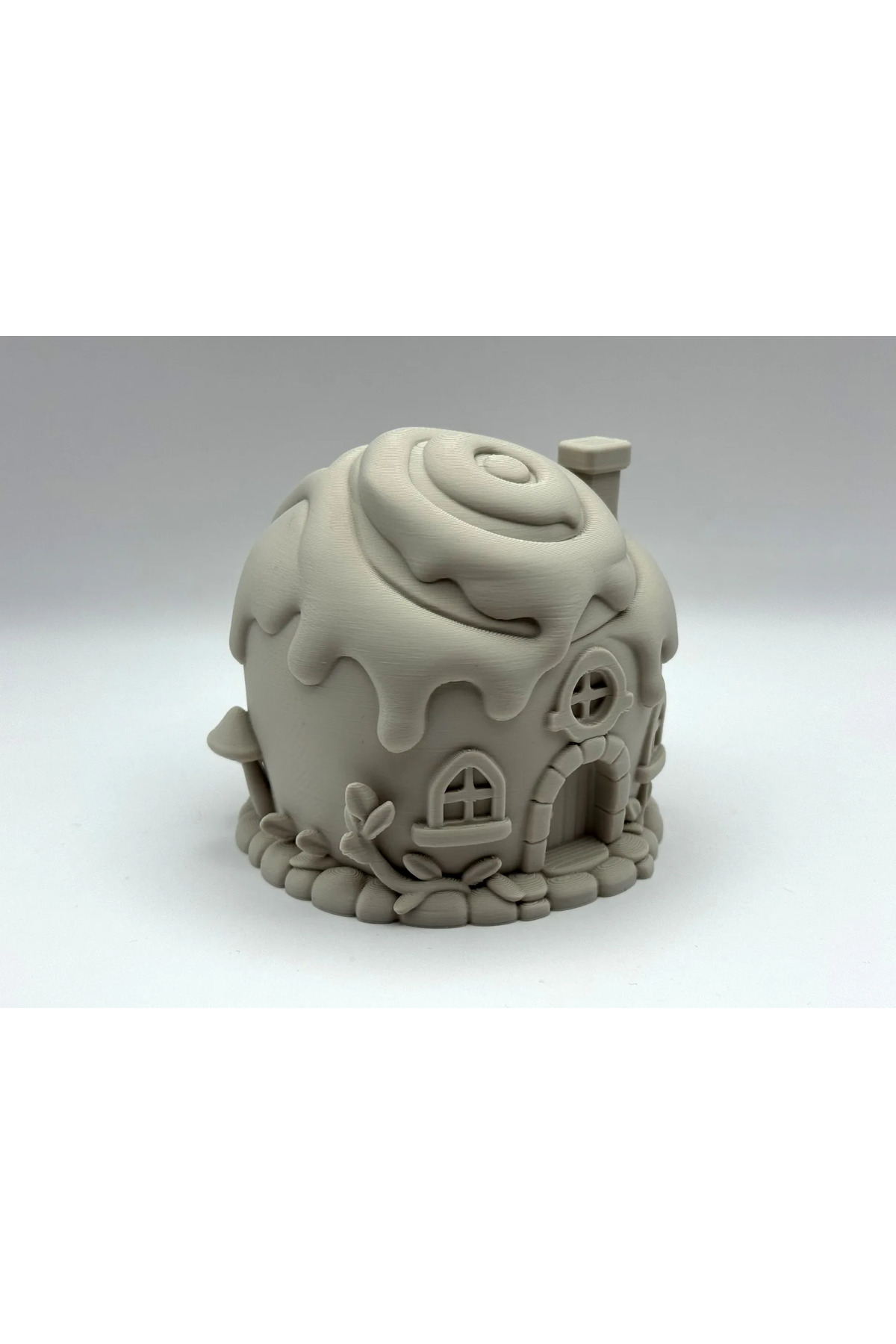 Cinnamonbun Fantasy House Figür 10 cm 3D Baskı İsim Yazılabilir Dekoratif Fantastik Ev Biblosu