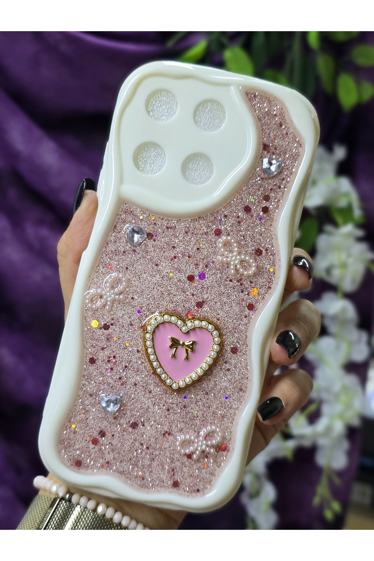 Magic Ring Realme 11 4G Uyumlu Kalpli Pembe Simli İnci ve Kurdele Detaylı Şık Telefon Kılıfı