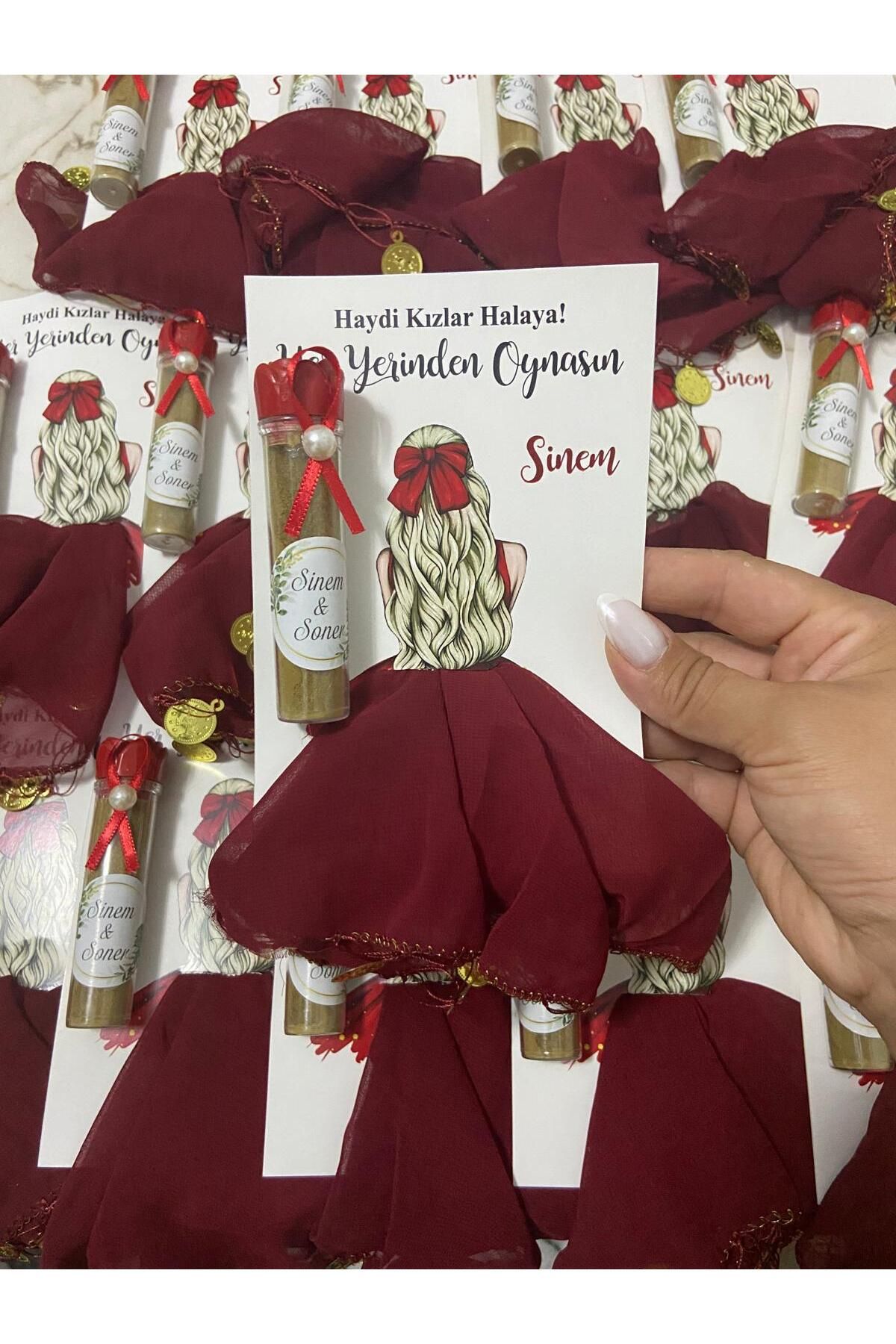 KINACIKIZ Kına ve Mendil Dahil Karton Baskılı Hediyelik