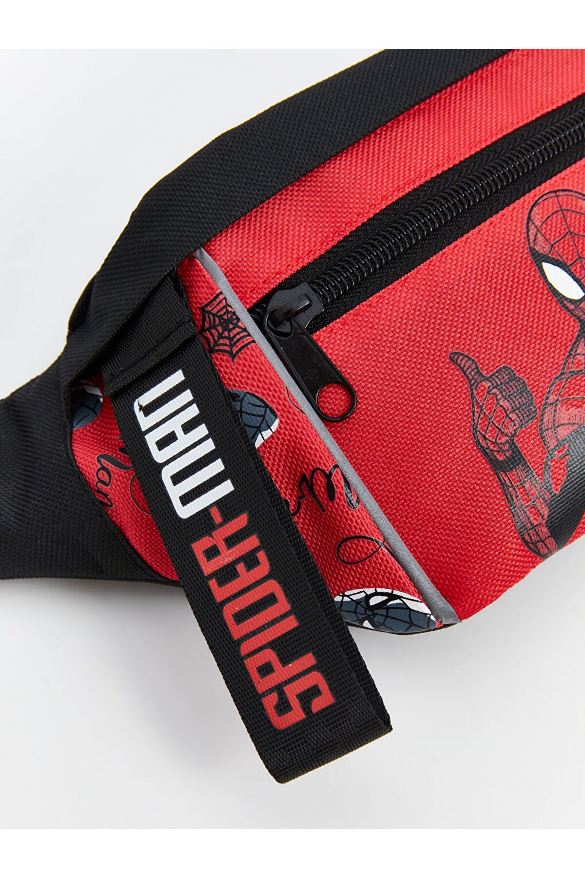LC Waikiki-Red Spider-Man Printed Boy's Chest Bag 2