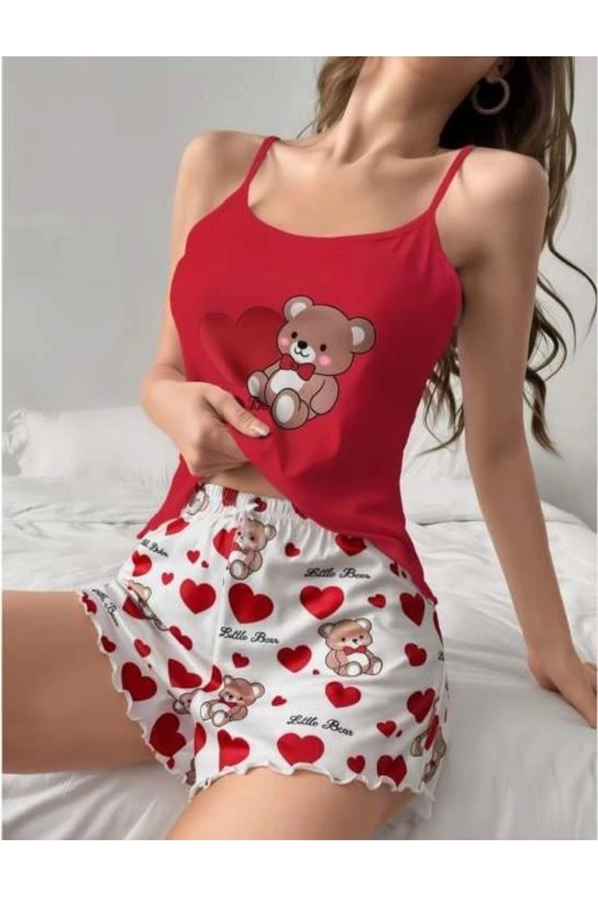GiyimCity Kalpli Ayıcık Desenli Askılı Şortlu Pijama Takımı