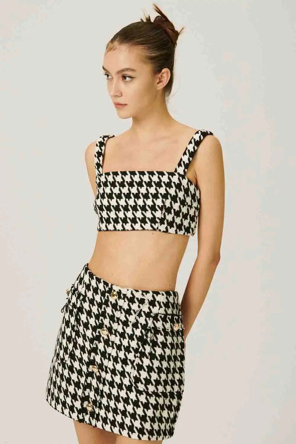 American Rag Cie Allen Cami Top - Şık Kesim, Yüzde 80 Polyester ve Yüzde 20 Yün, Profesyonel Temizlik Gerektirir