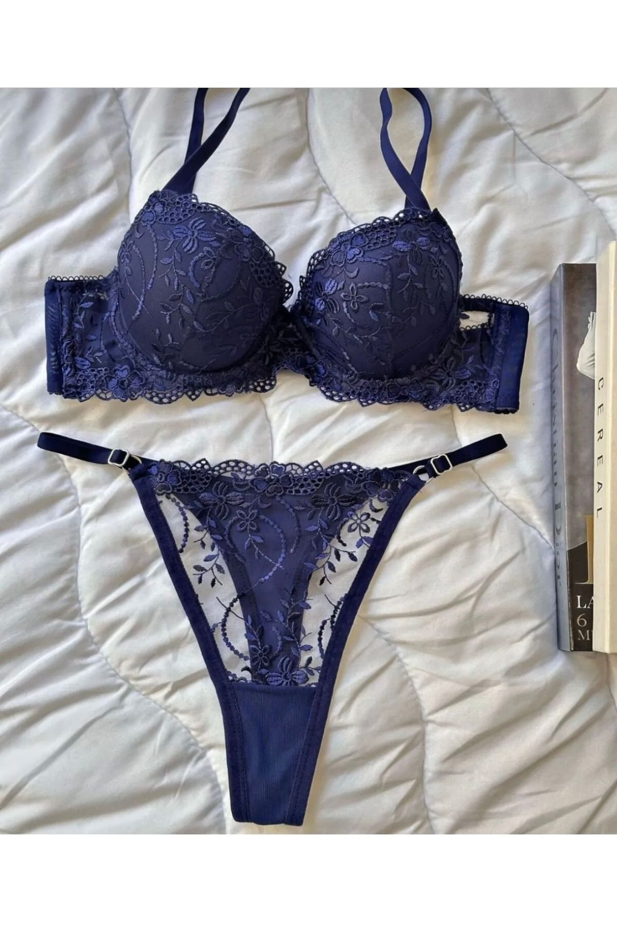 Lingerie Lacivert Çiçek Desenli Destekli Sütyen Külot Takımı Iç Çamaşır Takımı