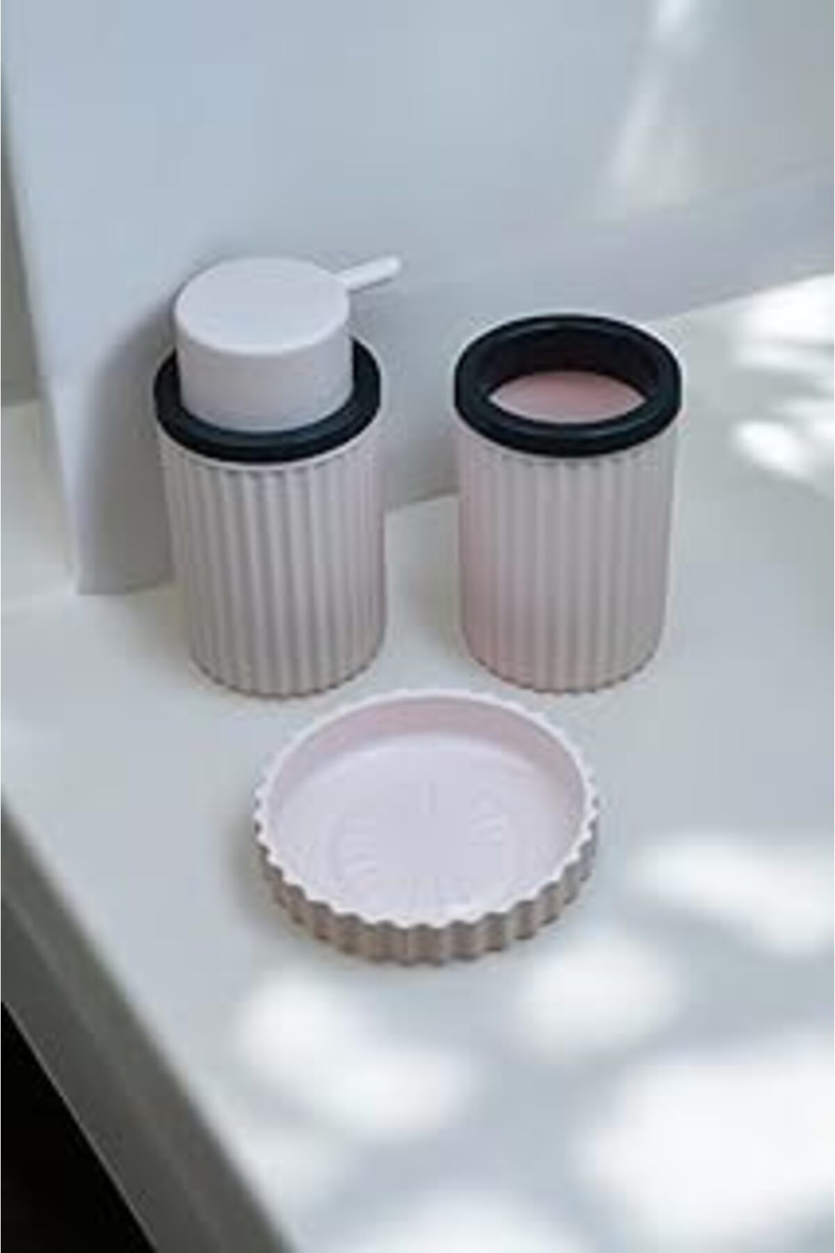 NETWORK ART 3 Parça Sert Plastik Banyo Seti/Sıvı Sabunluk, Diş Fırçalık Ve Katı Sabunluk-Toz Pembe