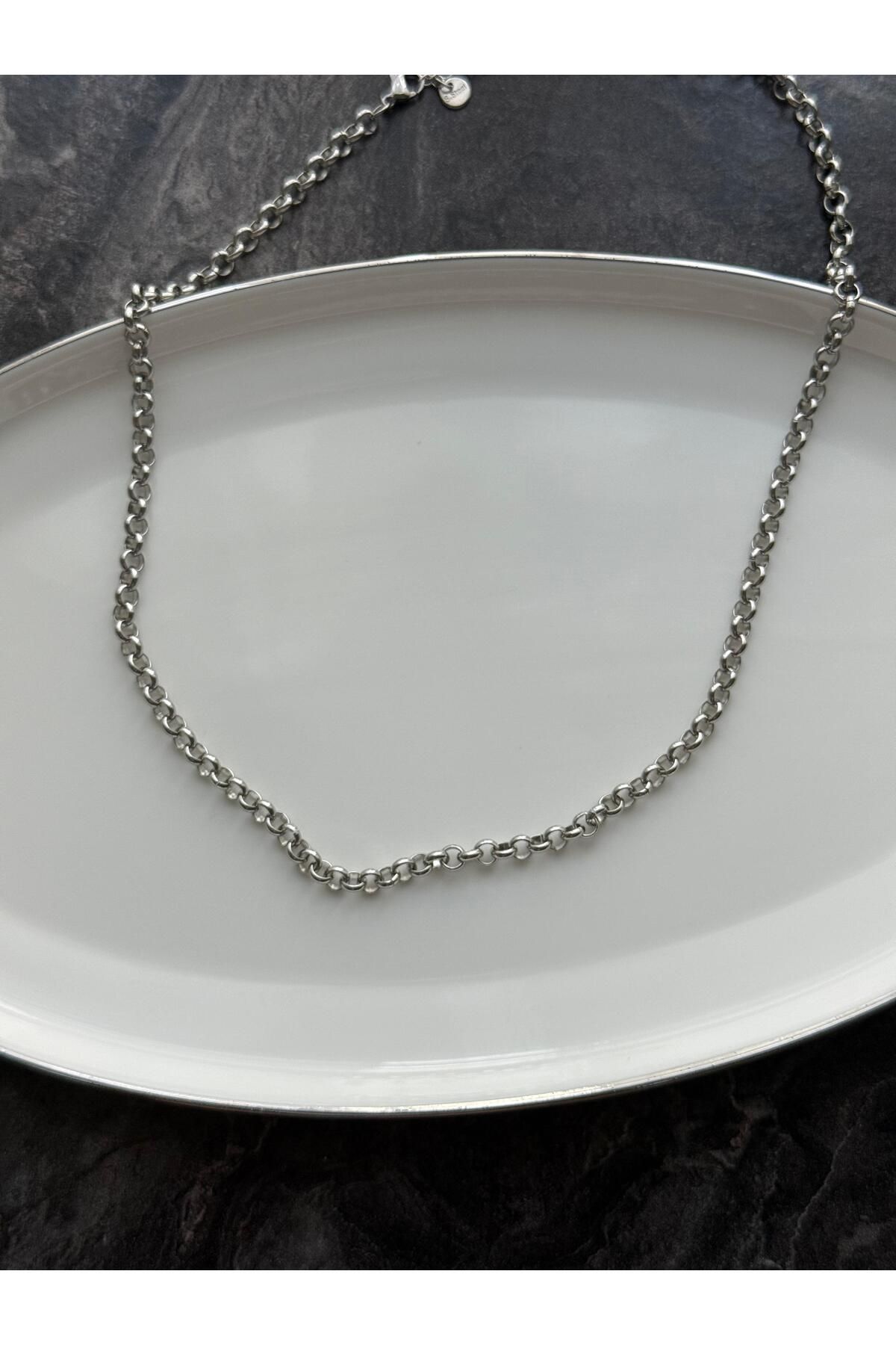 Nera Accessories Kolye