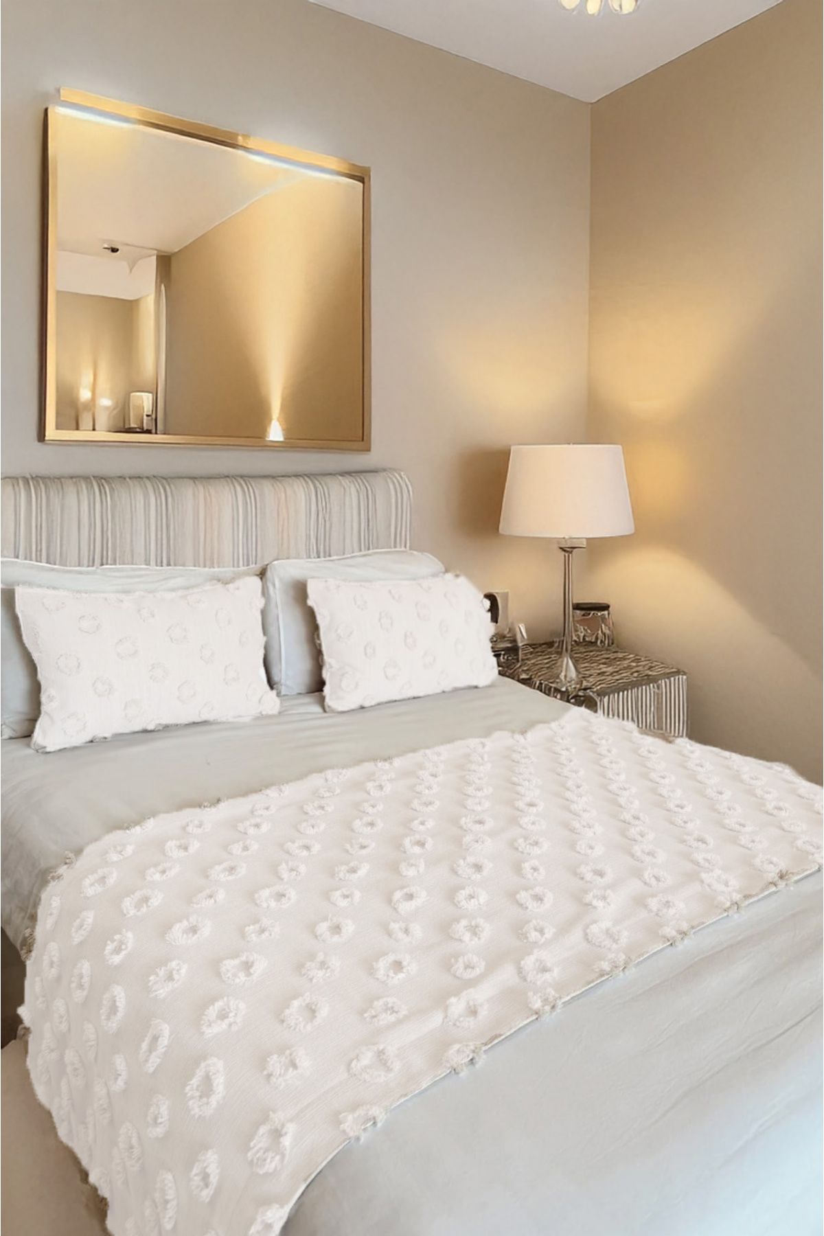 EVYA Yatak Runner ve Yastık Kılıfı Seti 70x260 cm 2li 50x70 cm Çift Kişilik Şönil Ponponlu Yatak Şalı