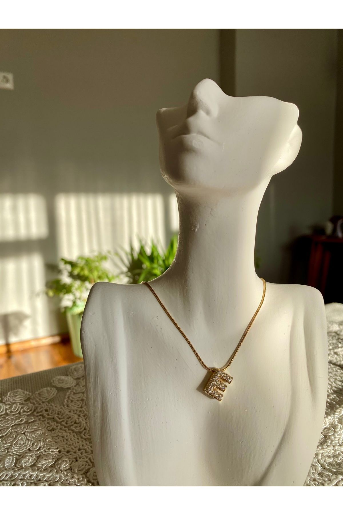 Nida Collection ÇELİK ZİRKON TAŞLI GOLD HARF KOLYE (E)