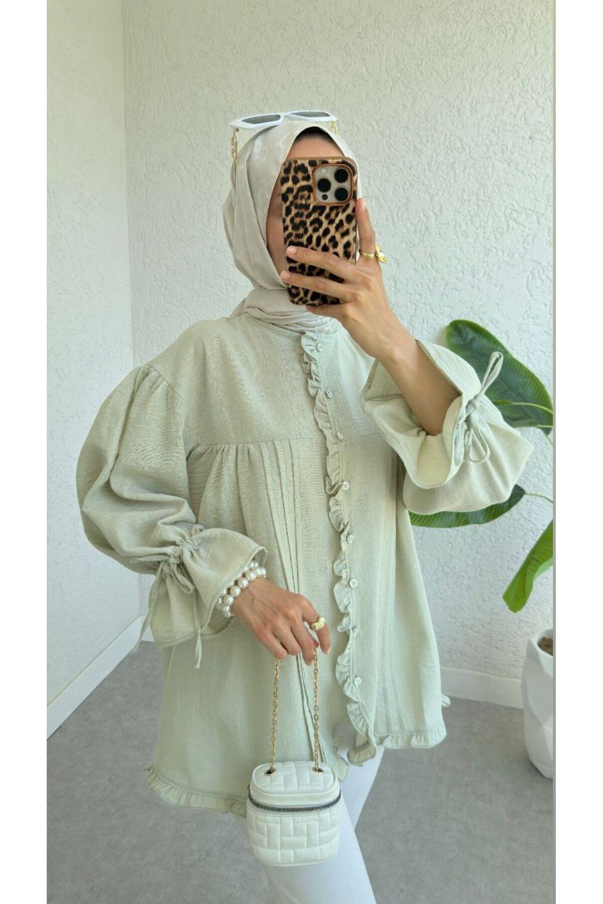 BisuModa KOLARI FIRFIR VE BAĞLAMA DETAYLI KETEN GÖMLEK