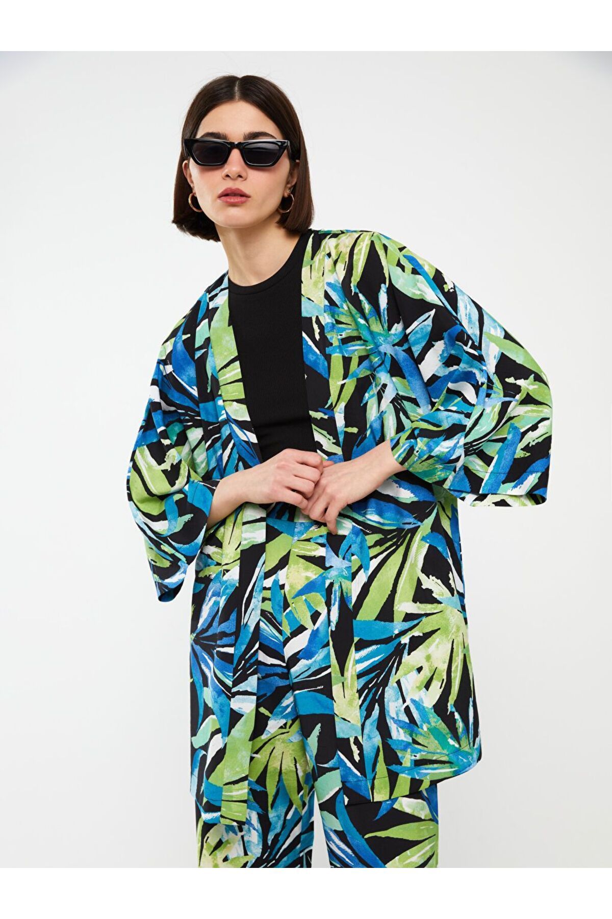 Karişik Şal Yaka Desenli Oversize Kadın Kimono