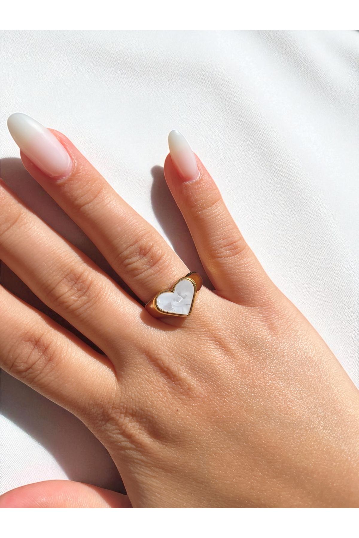 Lilac Jewelry Ayarlanabilir Vip Gold Beyaz Kalp Yüzük