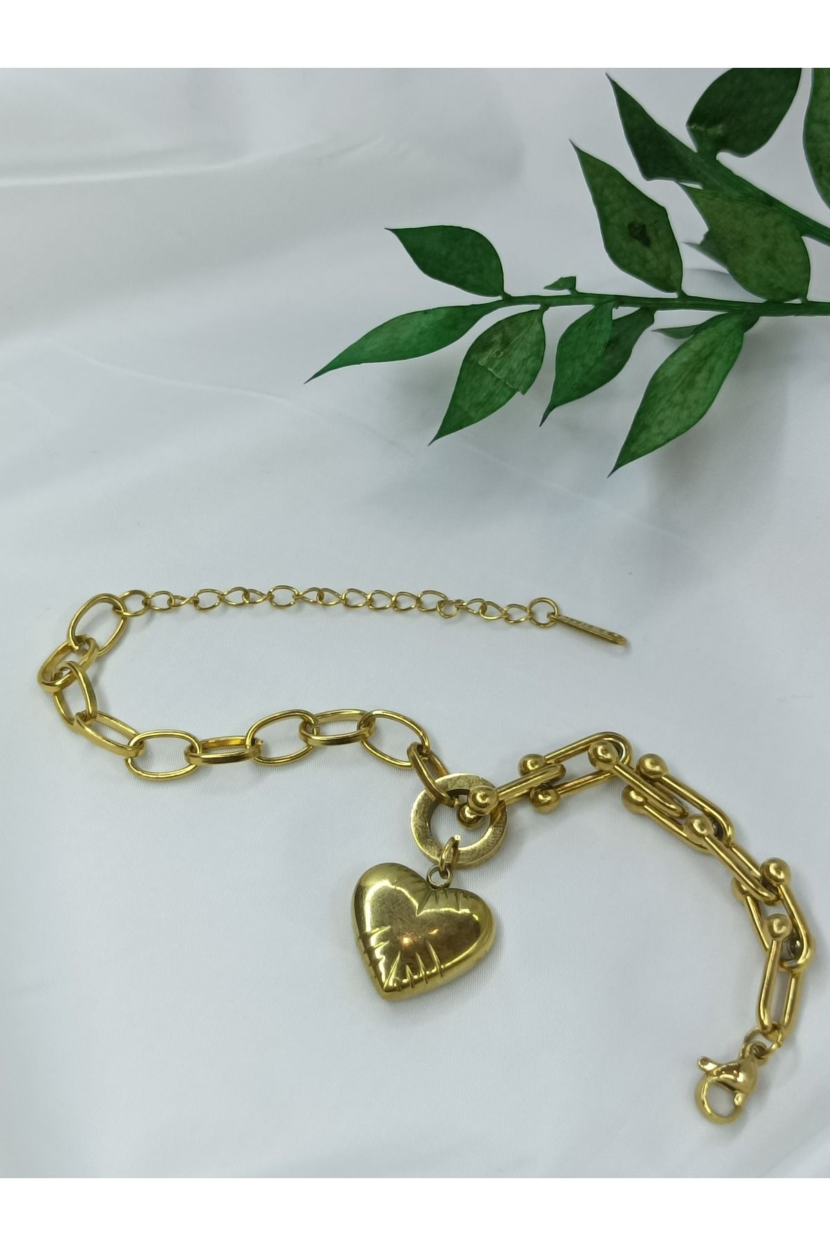 ŞIK VE MUTLU Kalp Charm Tfnny Zincir Kadın Bileklik