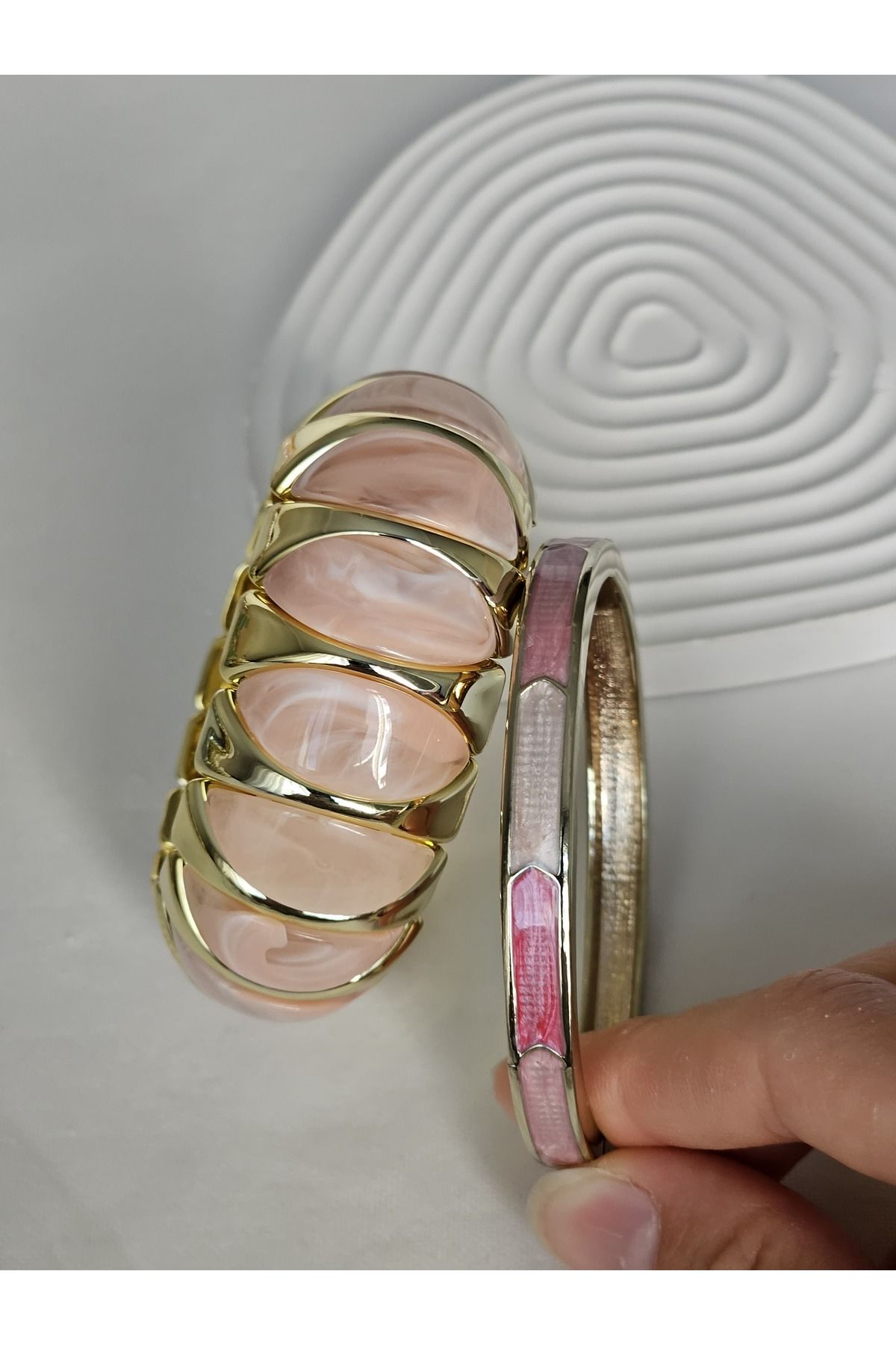 Roya Happiness MİNELİ BİLEZİK PEMBE KADIN BİLEKLİK GOLD GÜMÜŞ YAZLIK ALAÇATI BİLEKLİK SEVGİLİYE HEDİYE KUTULU