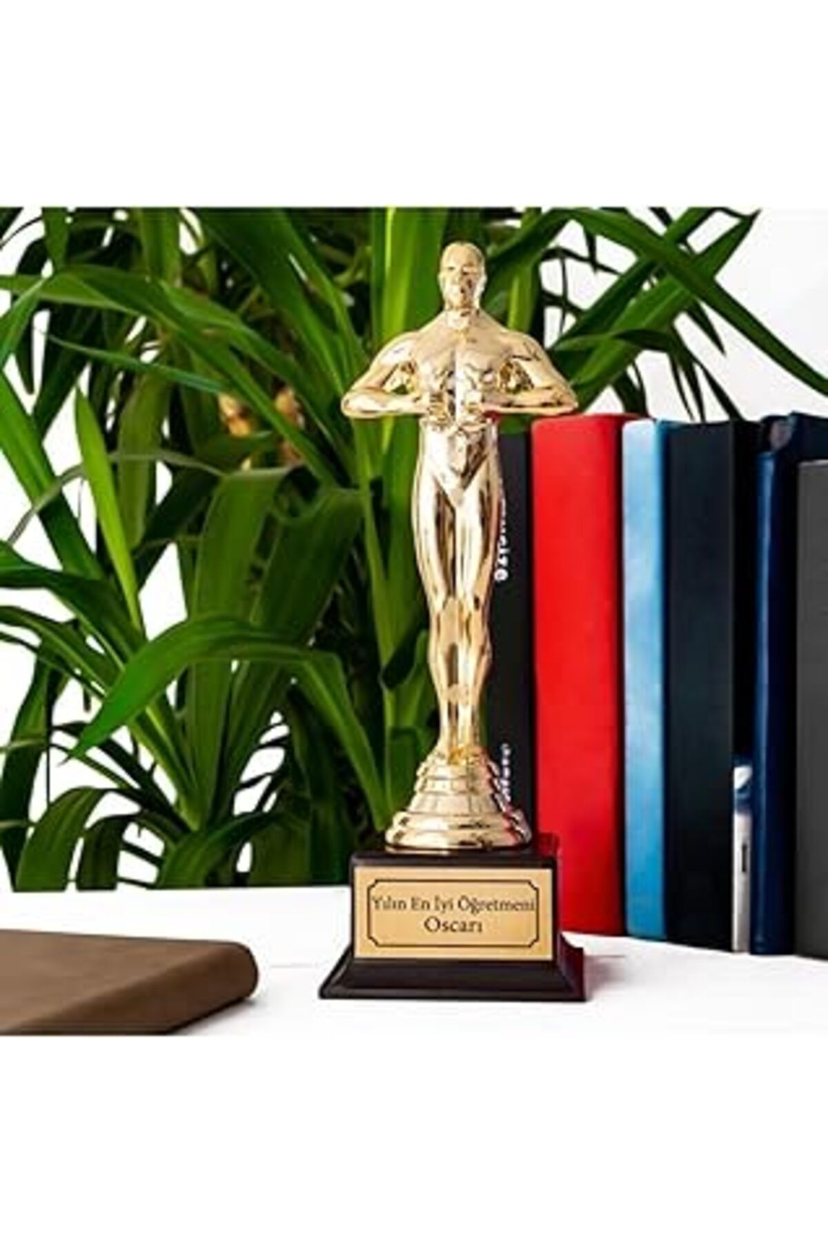 ASİTAN Hediyesepeti Öğretmenler Gününe Özel Oscar Ödülü - Yılın En Iyi Öğretmeni Heykel -29 Cm