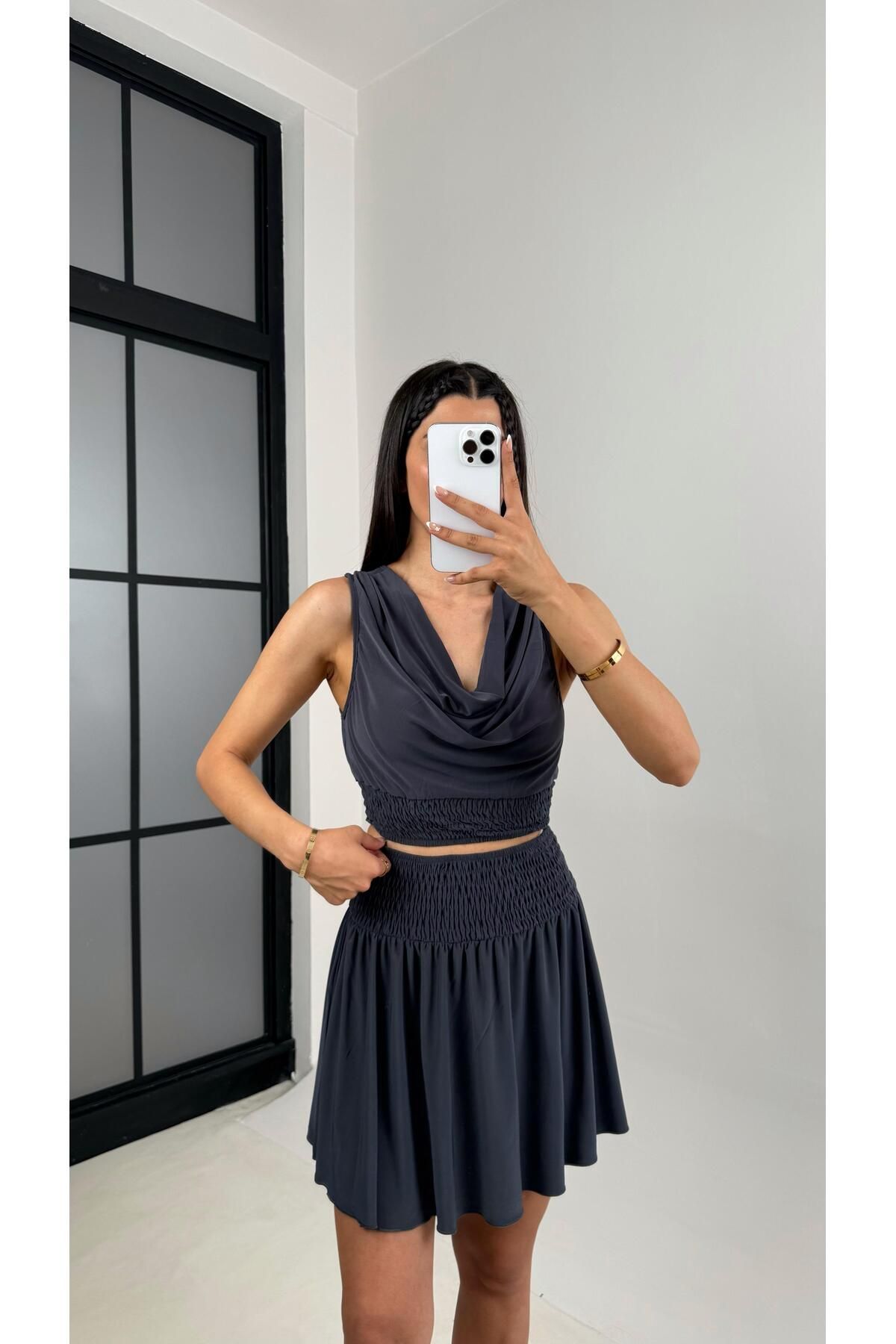 Gaus Antrasit Degaje Yaka Beli Lastikli Crop Etek İthal Kumaş Takım Gaus00555