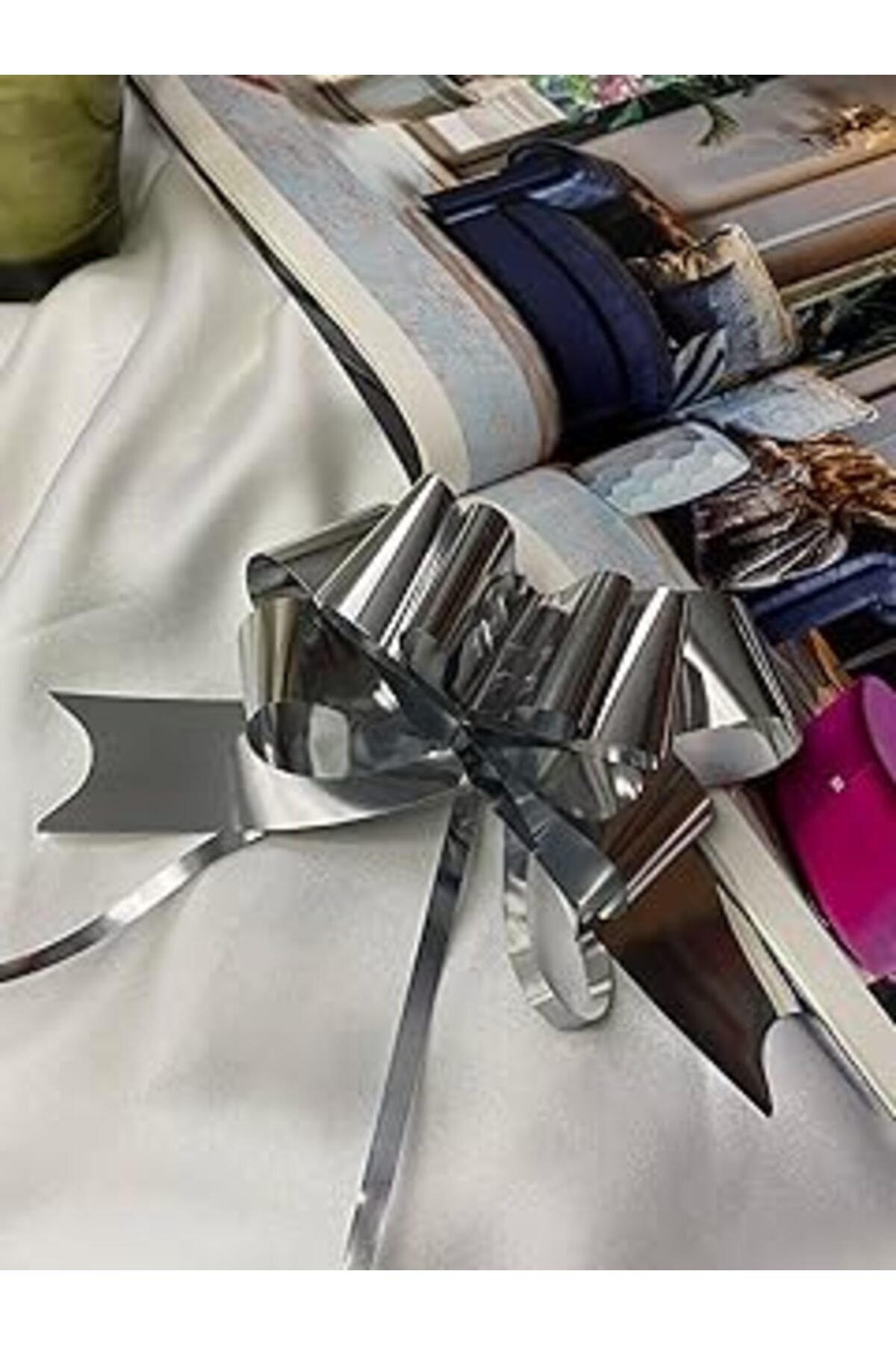 ASİTAN Casalinghi Gümüş Metalik Çekmeli Fiyonk Süs 30Mm (3 Cm) Hediye Paketi Süsleme 4 Adet (Gümüş)