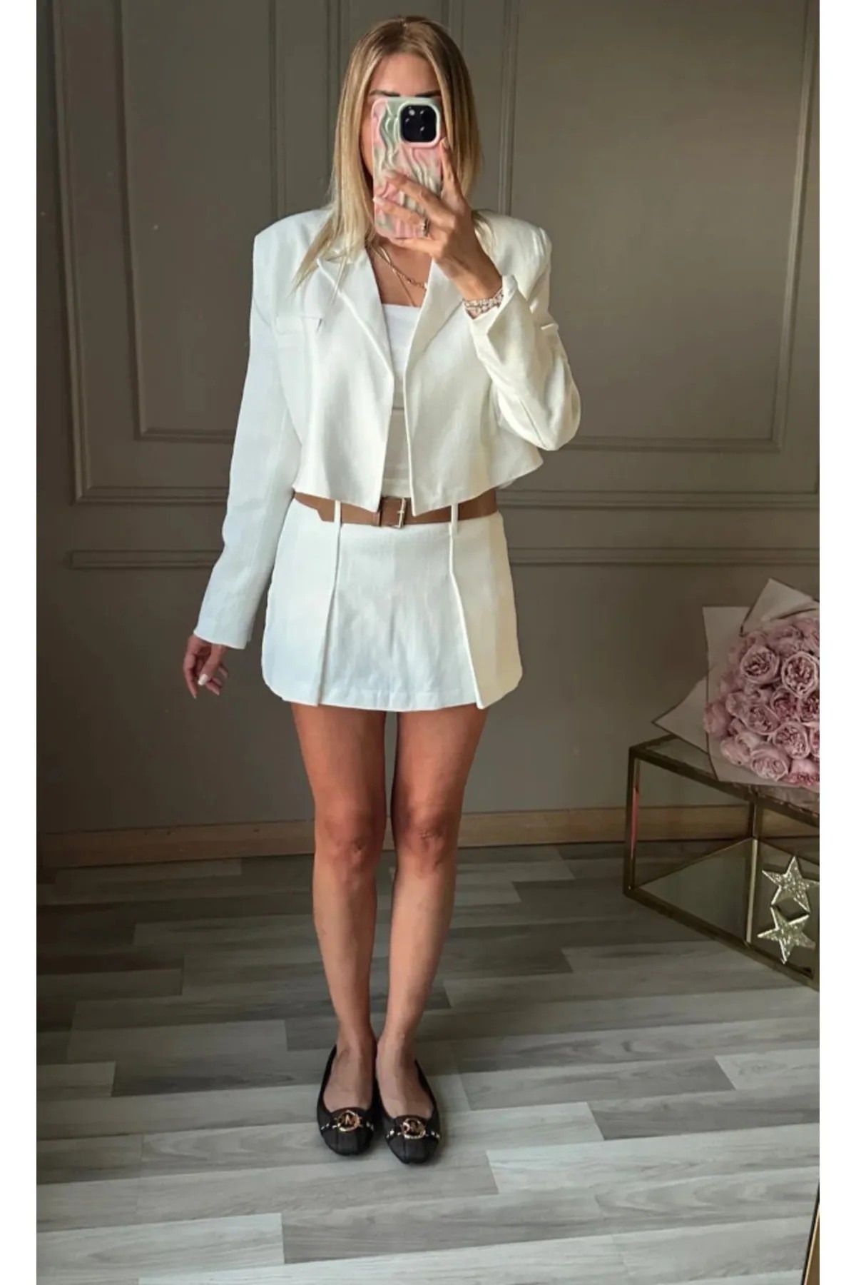 My Blog Beyaz Crop Ceket Şort Etek Takım