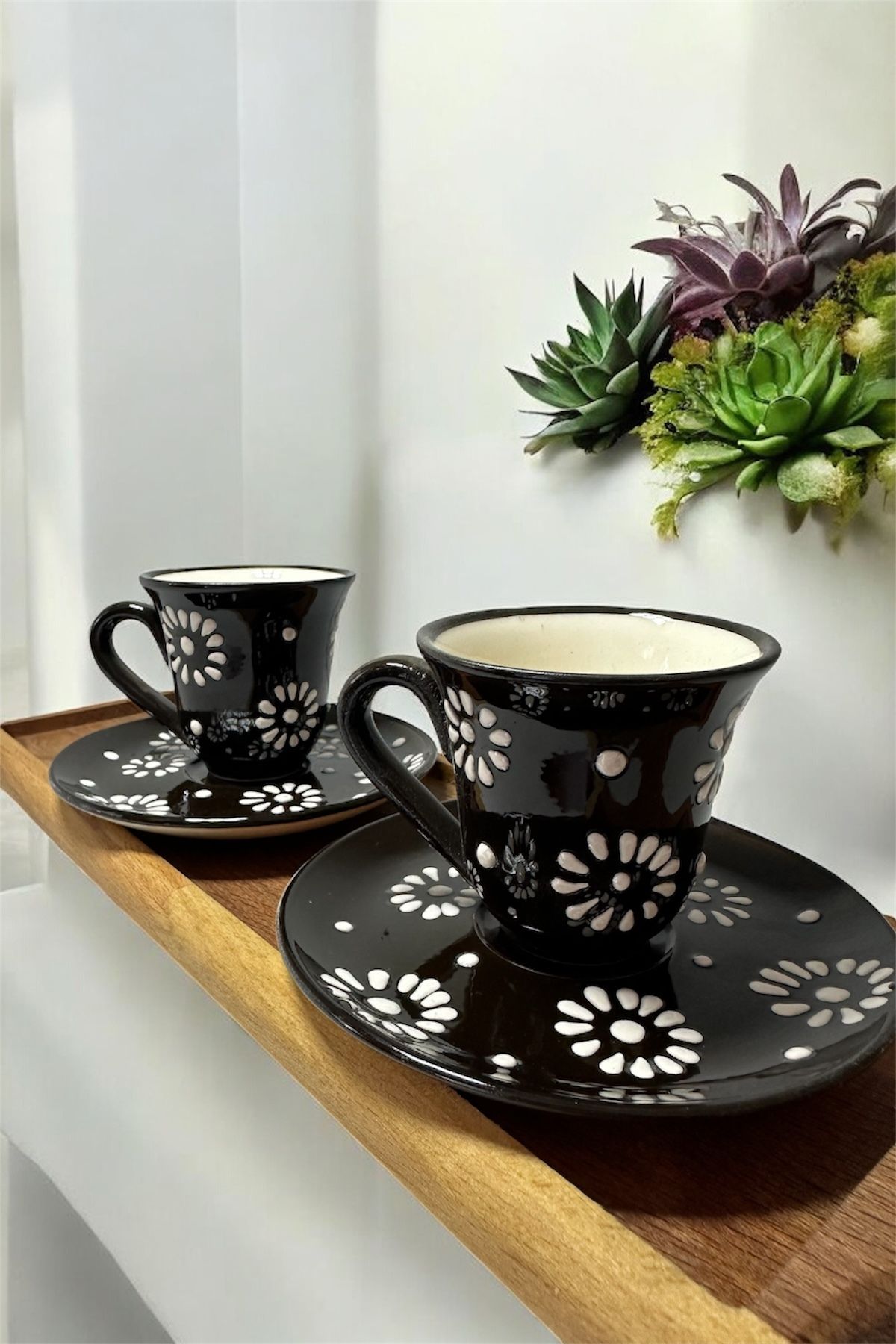 Home Çiçek Desenli Siyah Beyaz Çini Kahve Fincanı 2 Kişilik Kahve Fincan Takımı