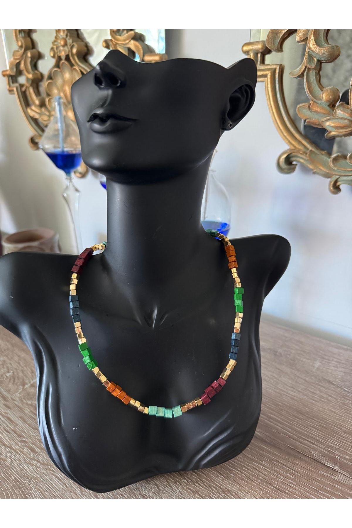 misstakıjewerly YEŞİL MAVİ RENKLİ TAHTA BONCUK KOLYE