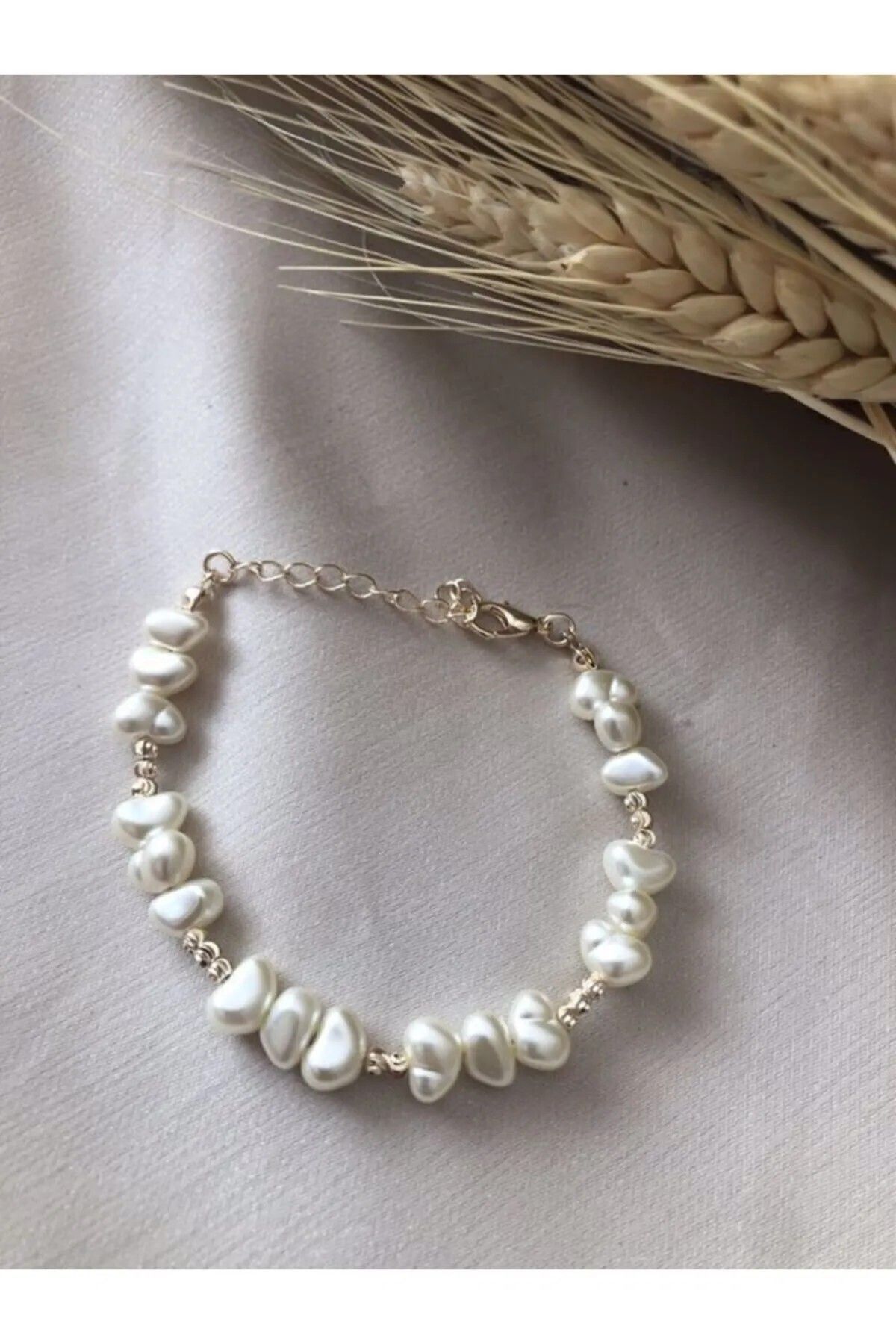 fatma keskin linna butik Gold Detaylı Barok İnci Bujiteri Bileklik