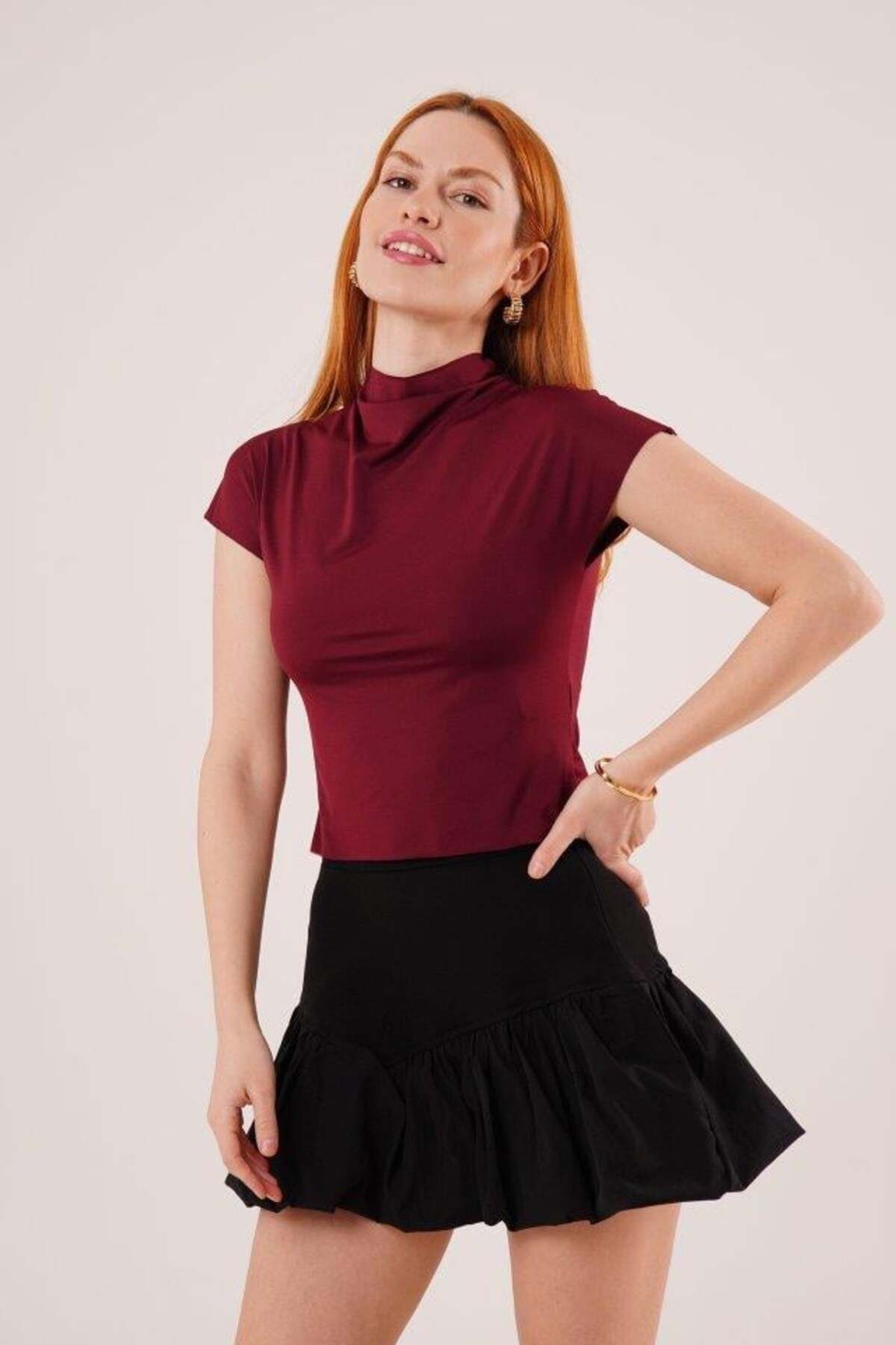 modamtn Boğazlı Parlak Kumaş Bordo Crop