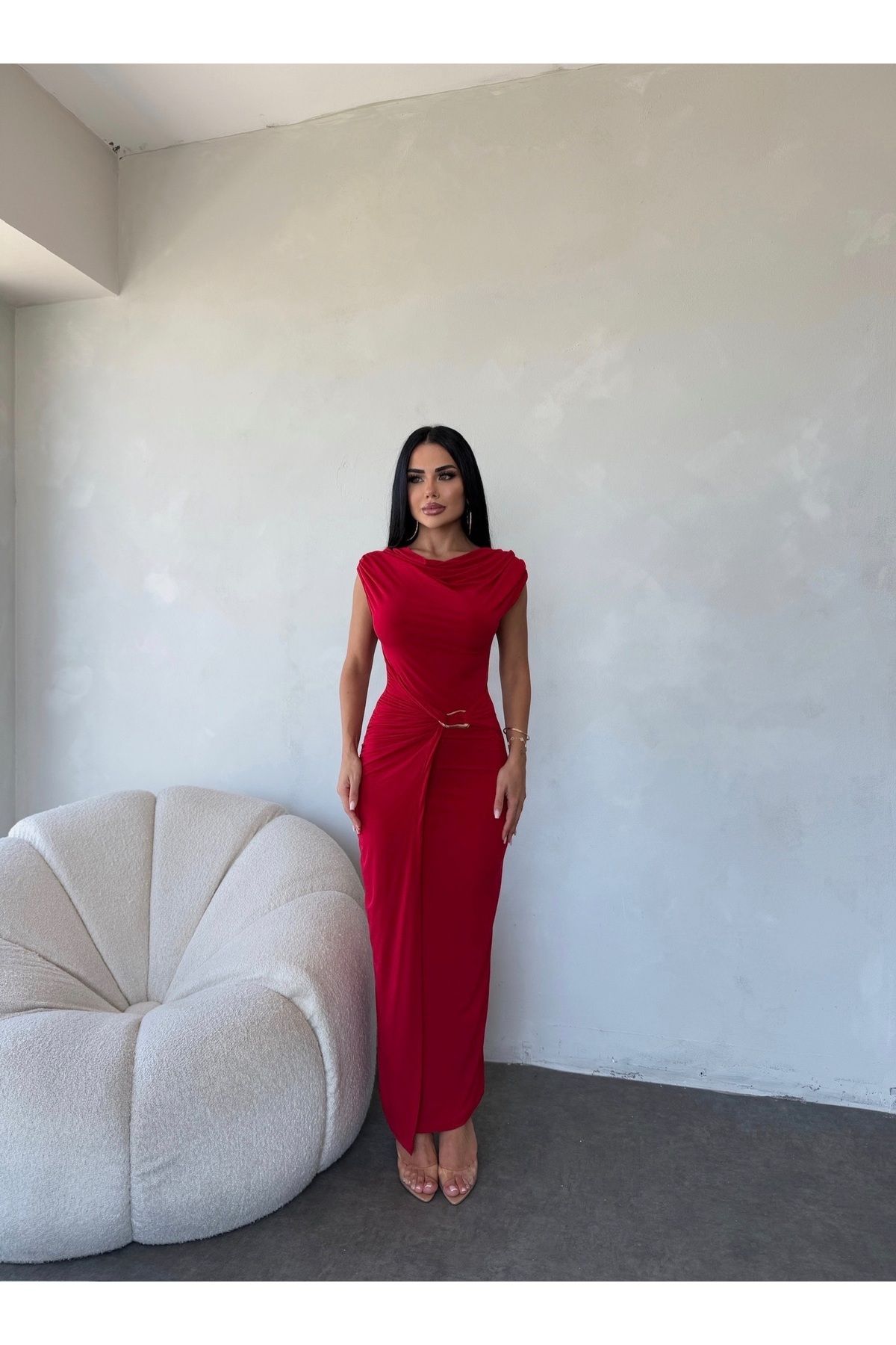 kamacibutik MADONNA YAKA BEL TOKA DETAYLI TASARIM ELBİSE