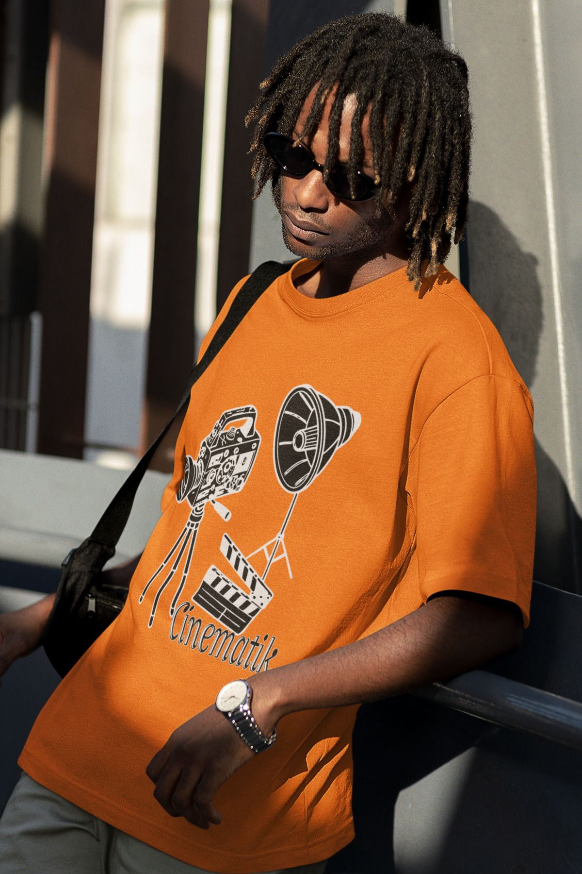 Uniquetex NUBEN / SİNFE-11 - Oversize Unisex Sinematik Baskılı Turuncu Bisiklet Yaka T-shirt (Tasarım Tişört)