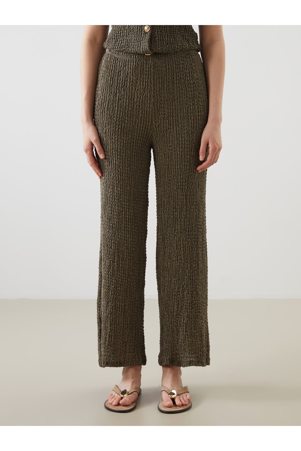 LC Waikiki-Pantaloni de damă texturați cu talie elastică 2