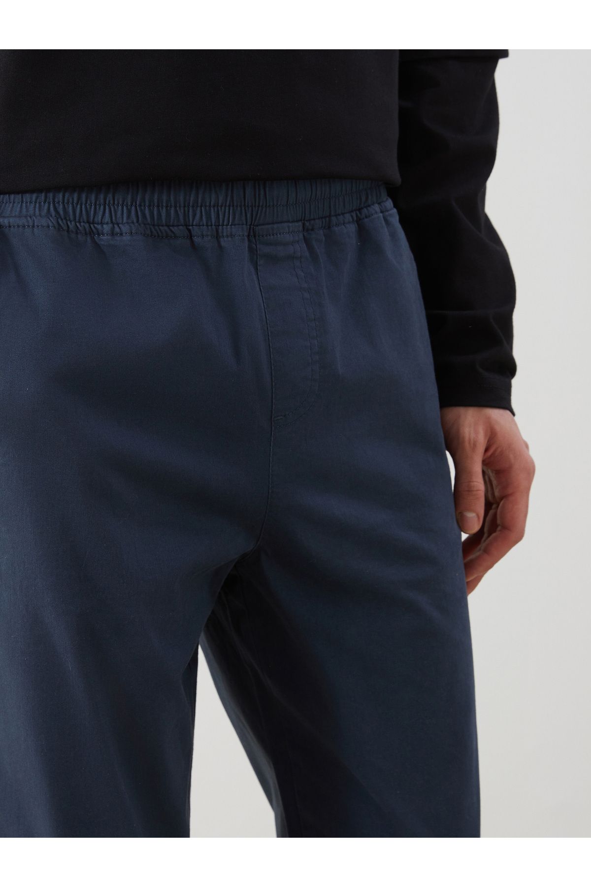 LC Waikiki-Ανδρικό παντελόνι Gabardine Comfortable Fit 3