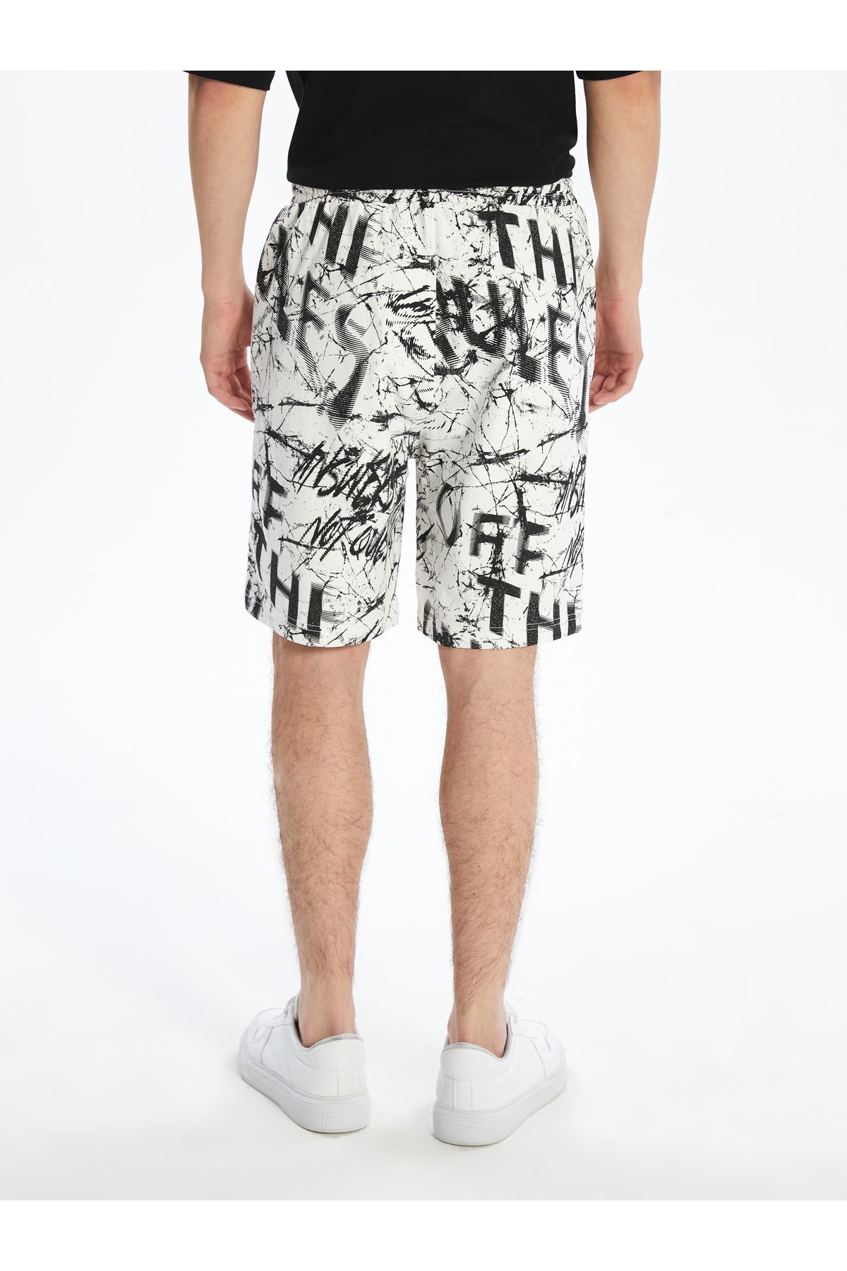 LC Waikiki-Standard Passform Herren Shorts 4