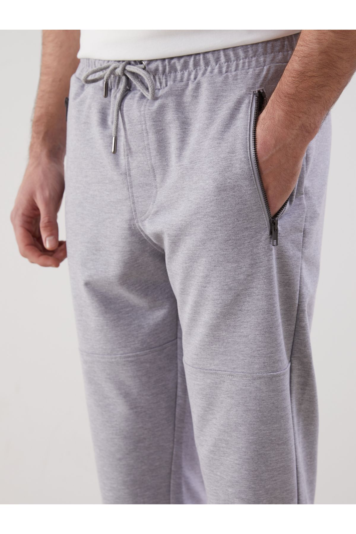 LC Waikiki-Ανδρικές φούτερ Jogger Standard Fit 3