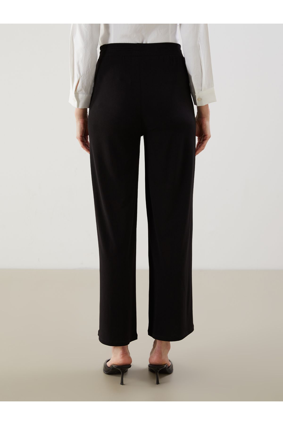 LC Waikiki-Pantaloni de damă cu talie elastică cu picioare largi 4