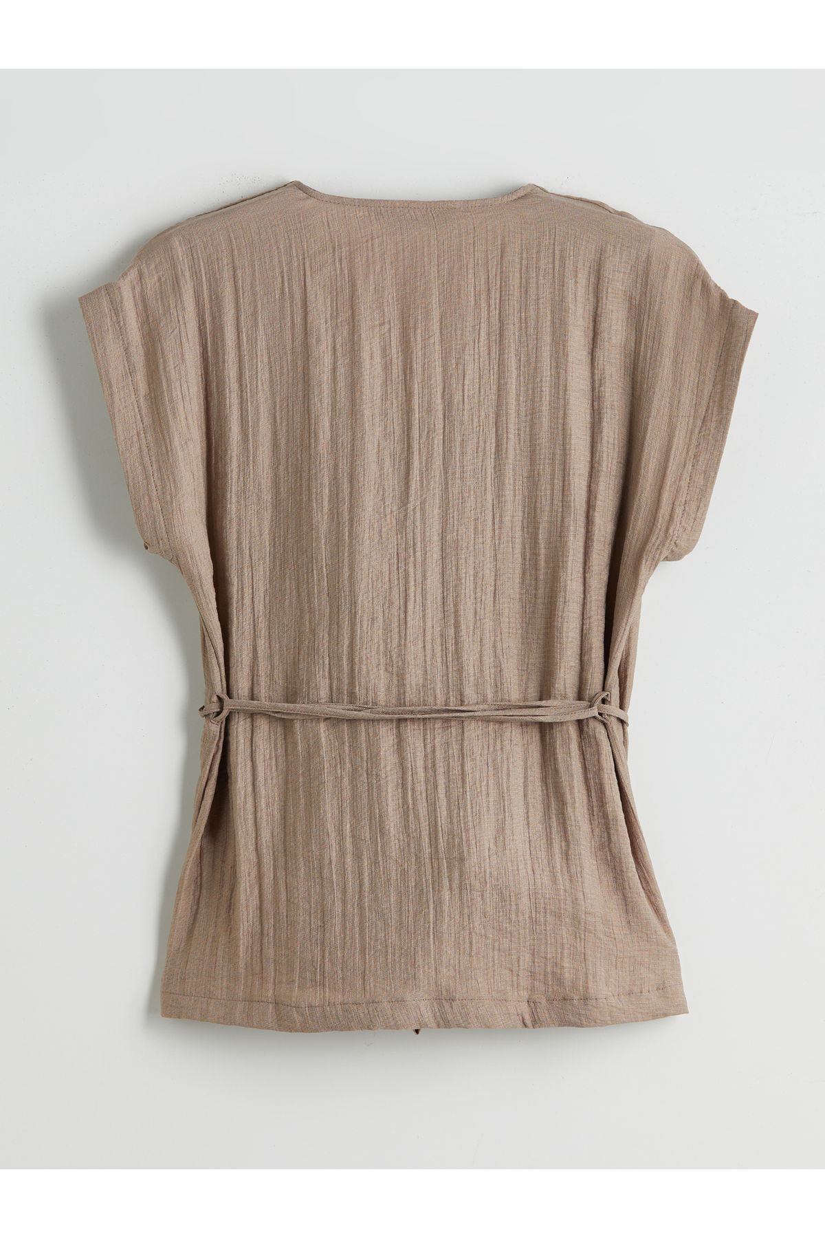 LC Waikiki-Bluse mit zweireihigem Kragen und Struktur 2