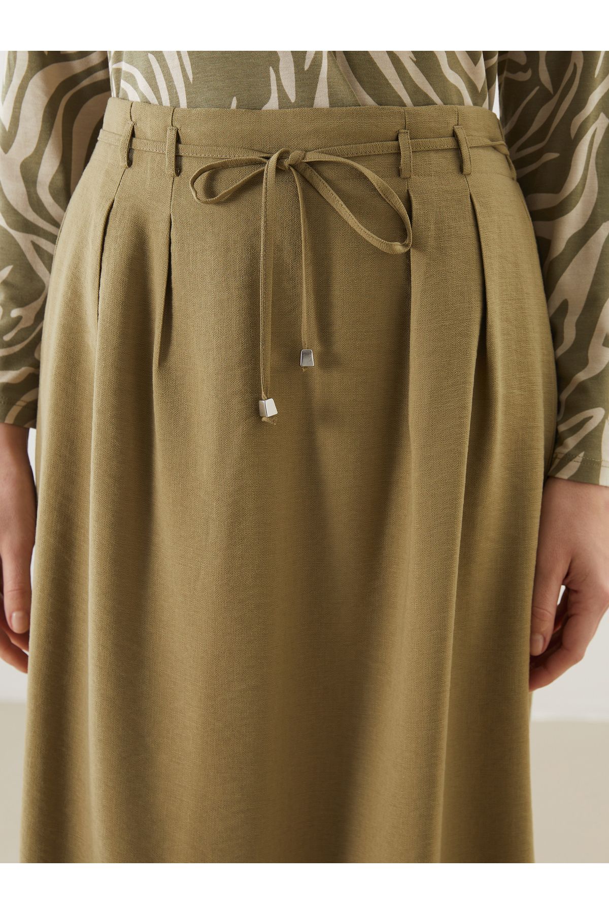 LC Waikiki-Linen Look Skirt with Elastic Waist 3