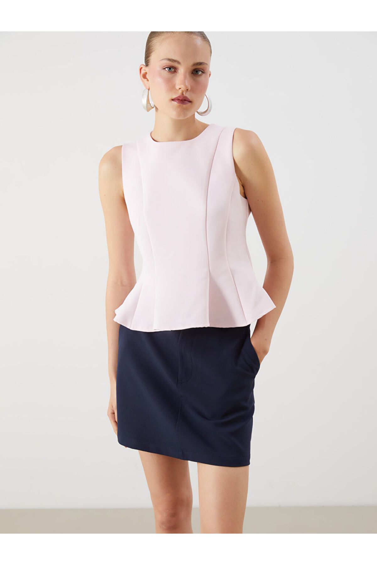 LC Waikiki Yeni Sezon Bisiklet Yaka Peplum Bluz - S5QU84Z8