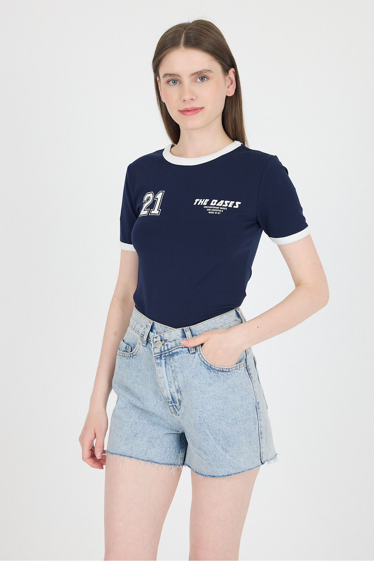Rays Laci Ribanalı Yazı Baskılı Slim Fit Tişört 5981