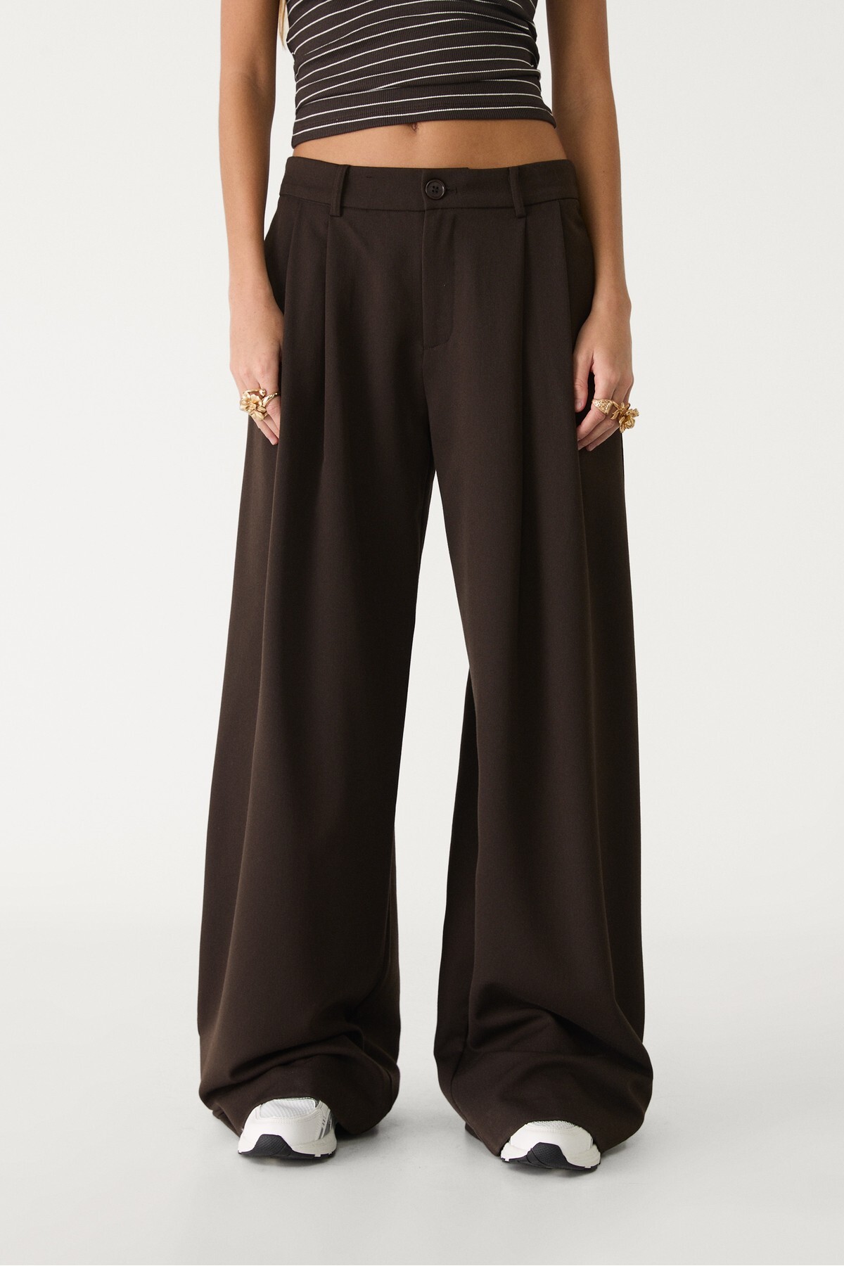 Stradivarius  Geniş paça pensli klasik pantolon - Görsel 3