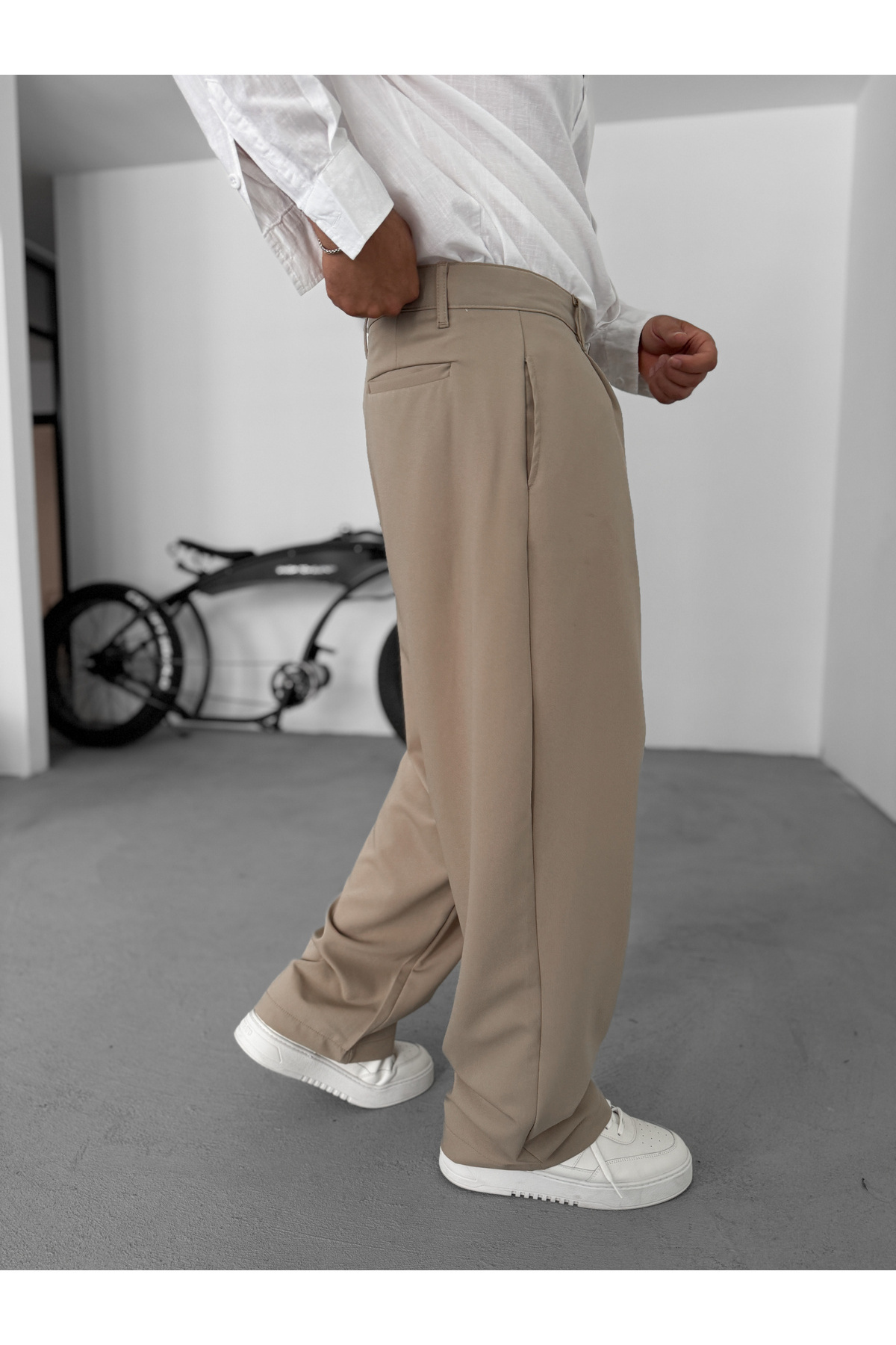 BYBASICMAN-Beige Pleated Fabric Baggy Trousers C-05 5