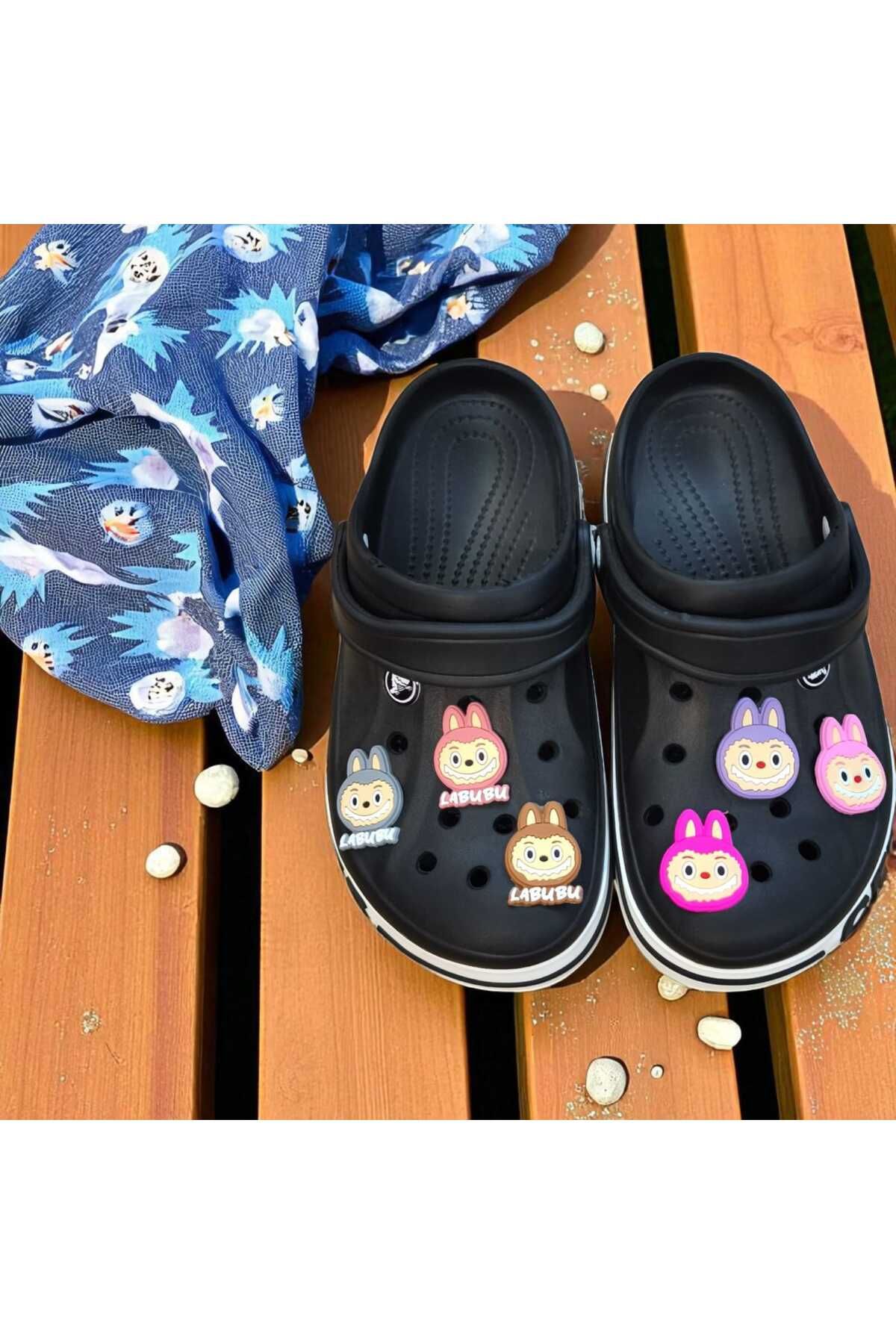 CA COLOURS ACCESSORİES I LOVE ACCESSORİES Terlik Süsü Jibbitz Charm Labubu Emojili 6'lı set
