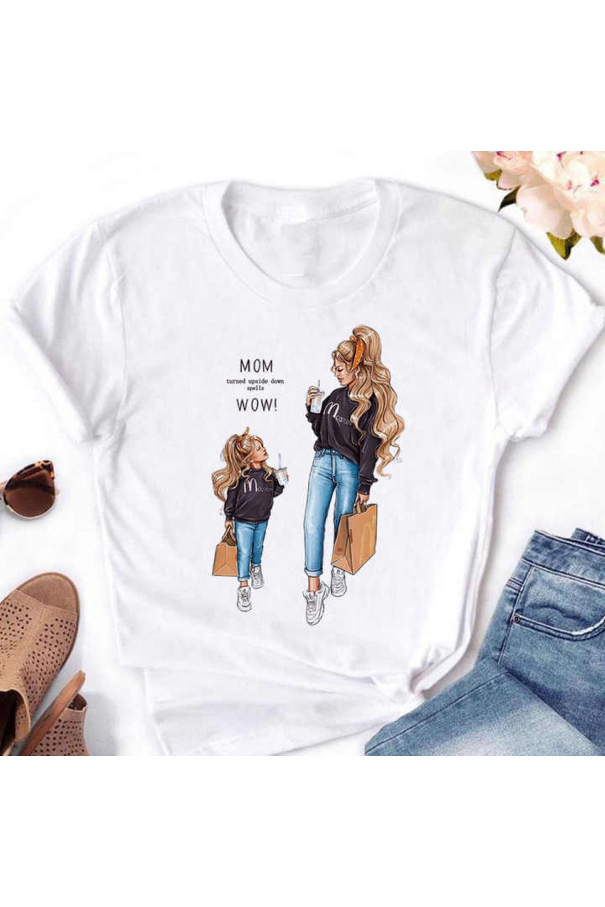 aynewmoda Anne, çocuk, kız ve oğulların resminin basılı olduğu Süper Anne Tişörtü, grafik