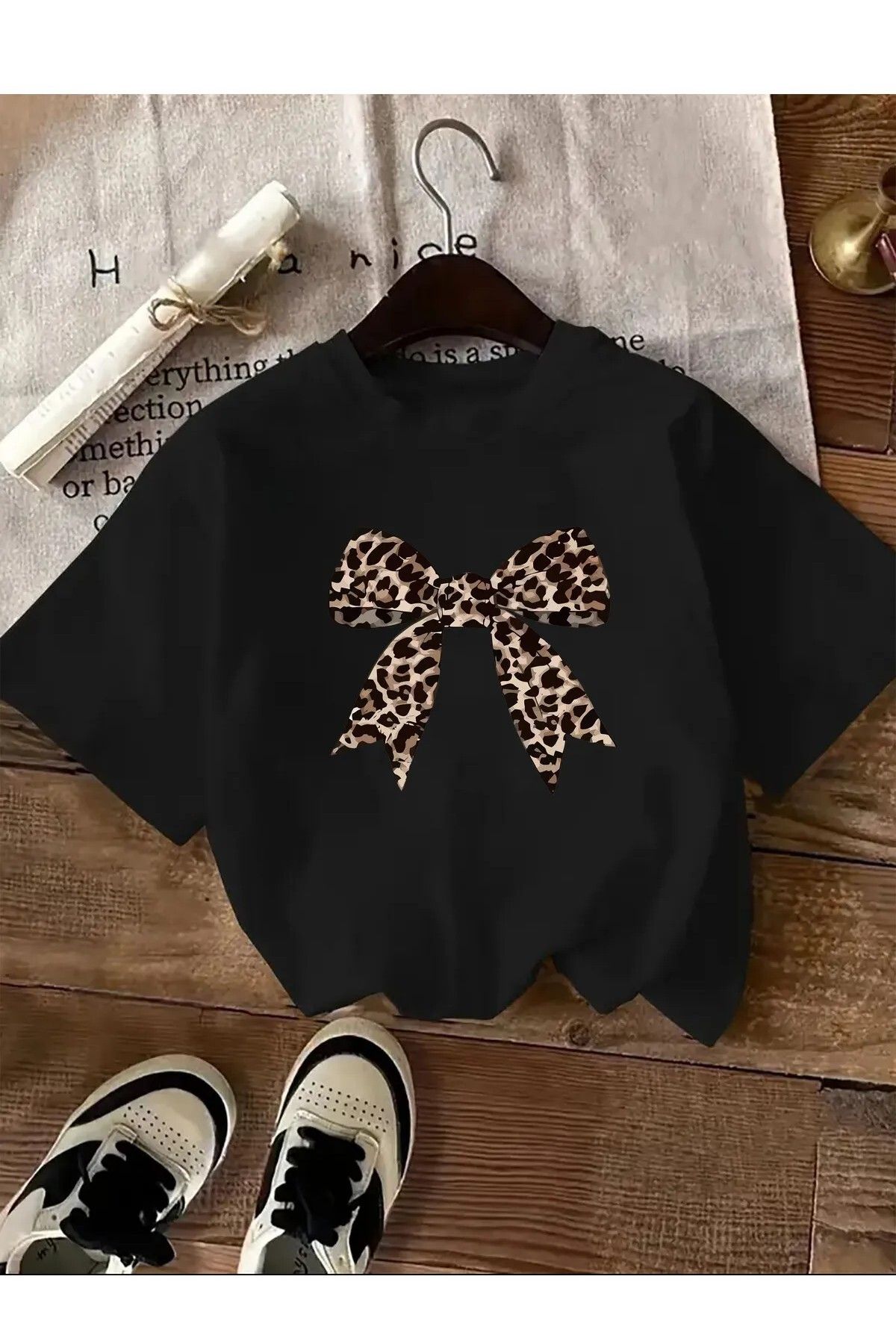 H&GHAMLEGİYİM LEOPAR DESENLİ KURDELE DETAYLI BASİC T-SHİRT