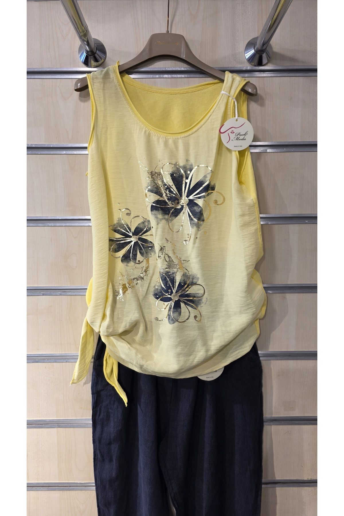 Park Moda İtalyan Bluz Sıfır Kol Bağlamalı Çiçek Desen