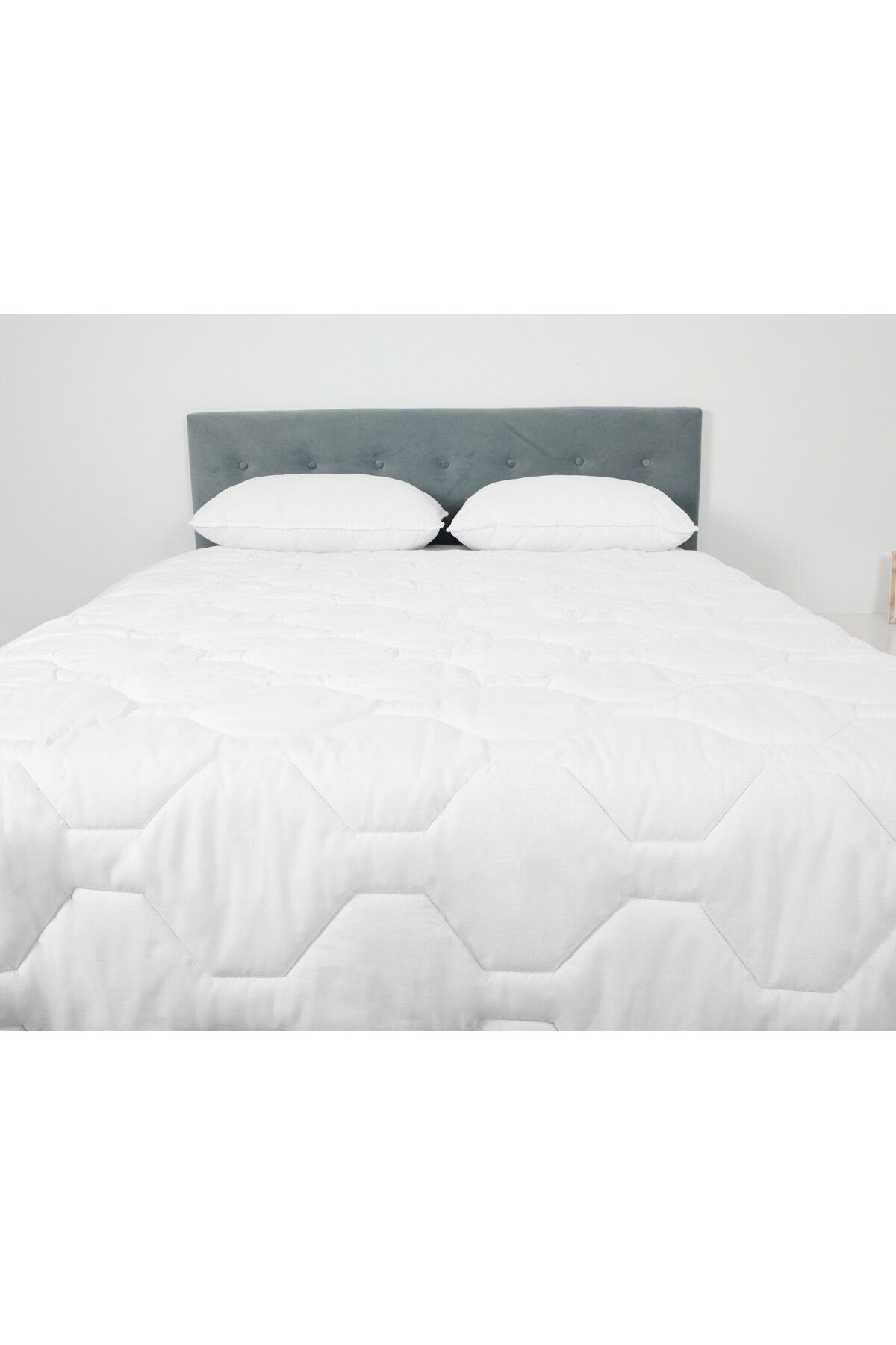 Somnart-Superior Plus Lightweight Summer Duvet, 180x200, cotton fabric, filling 200 gr/sqm 2