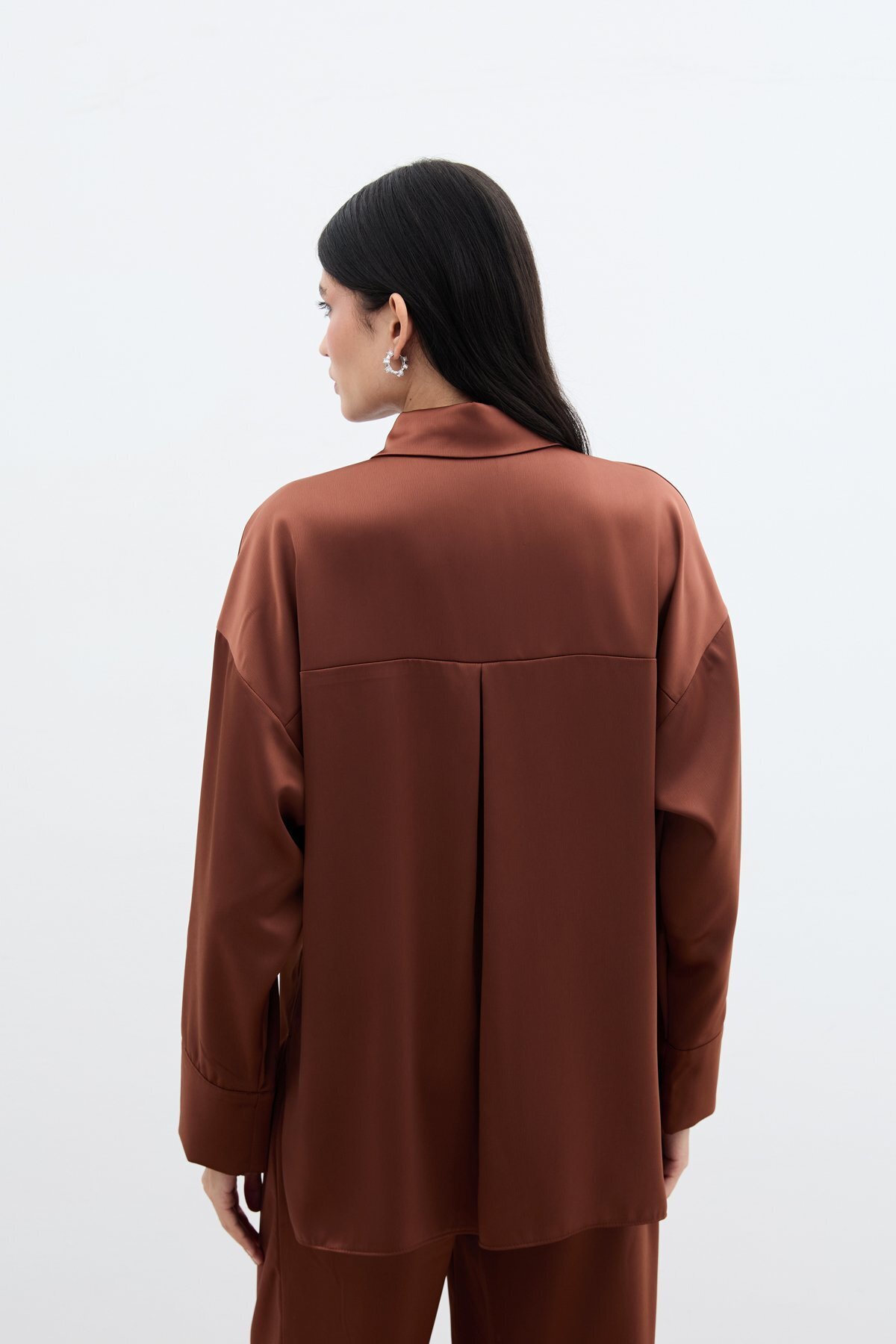 Sateen-Accessory Detailed Shirt - Brown 7