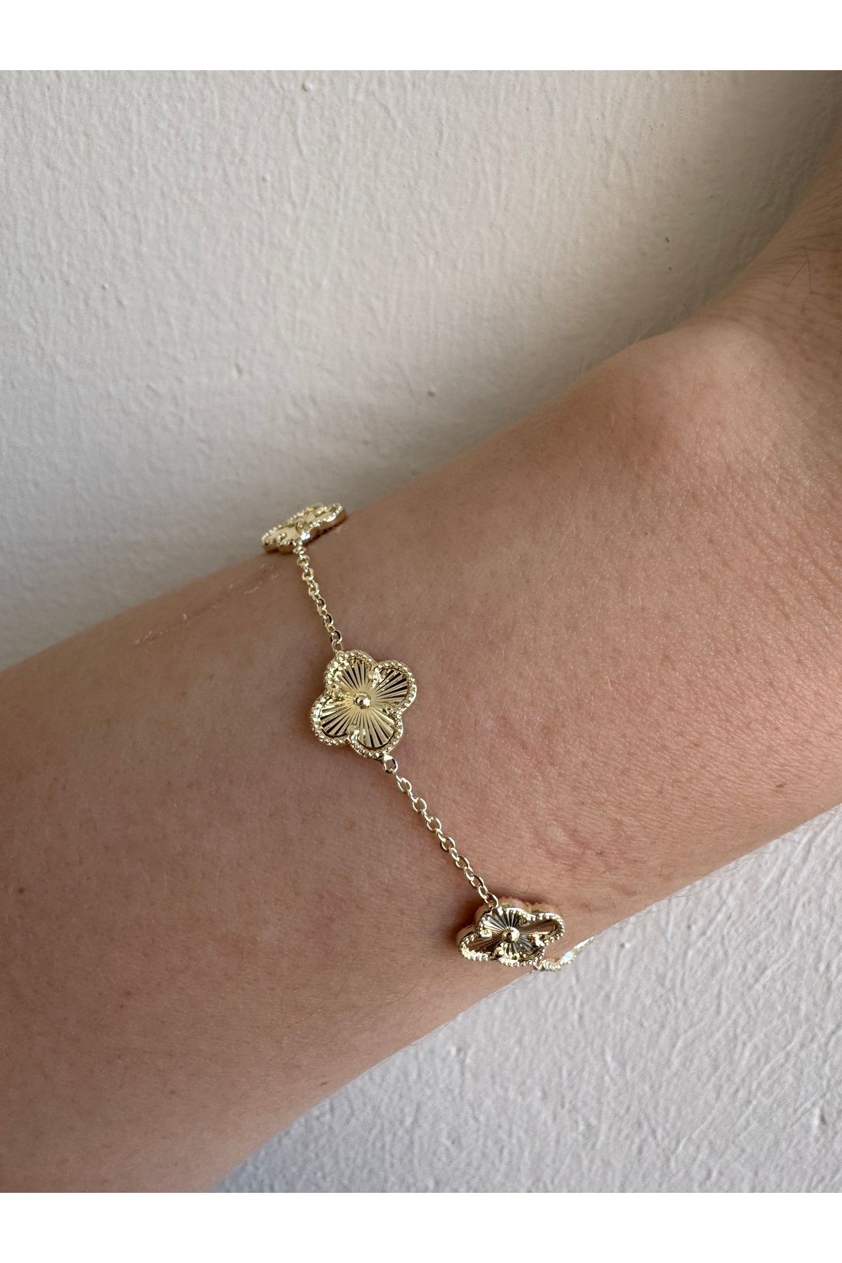 Gilia Jewelry Altın Kaplama Yonca Bileklik