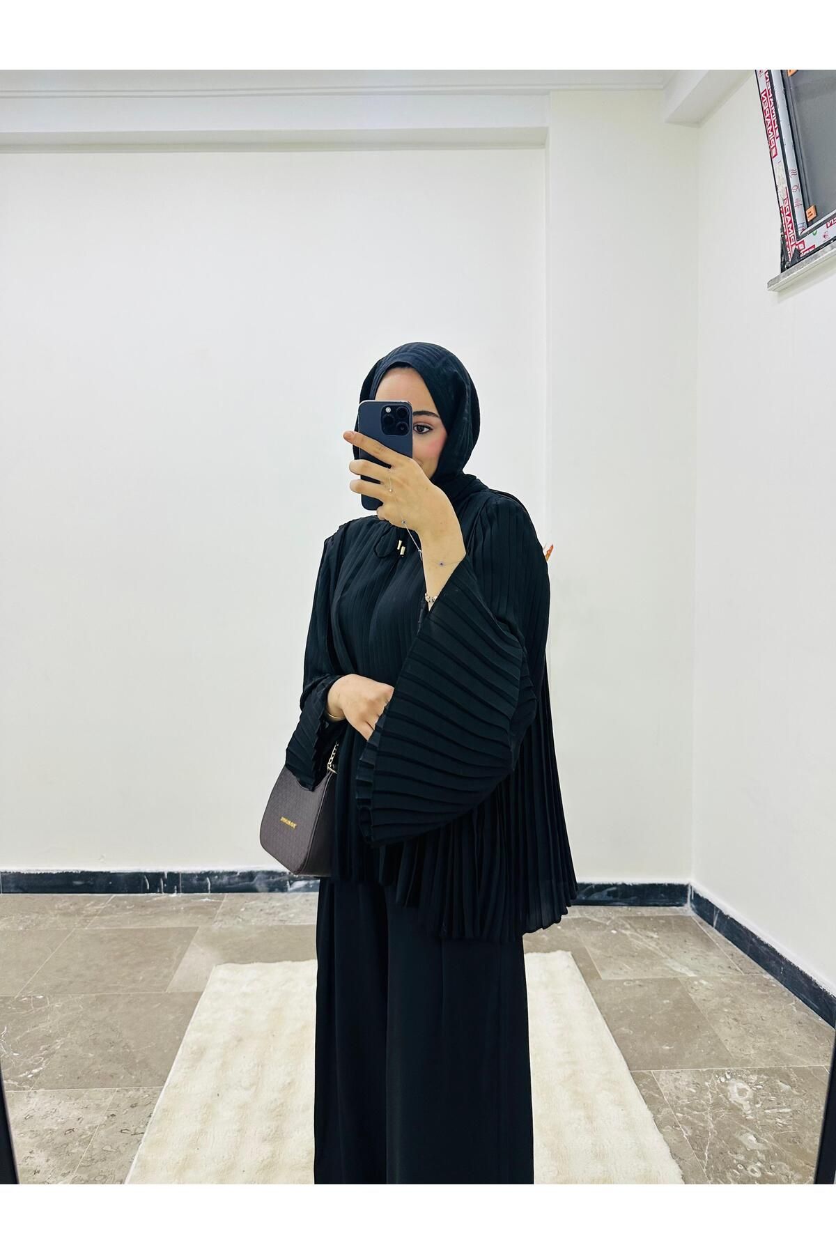 MODA Piliseli Kol Detaylı Siyah Takım