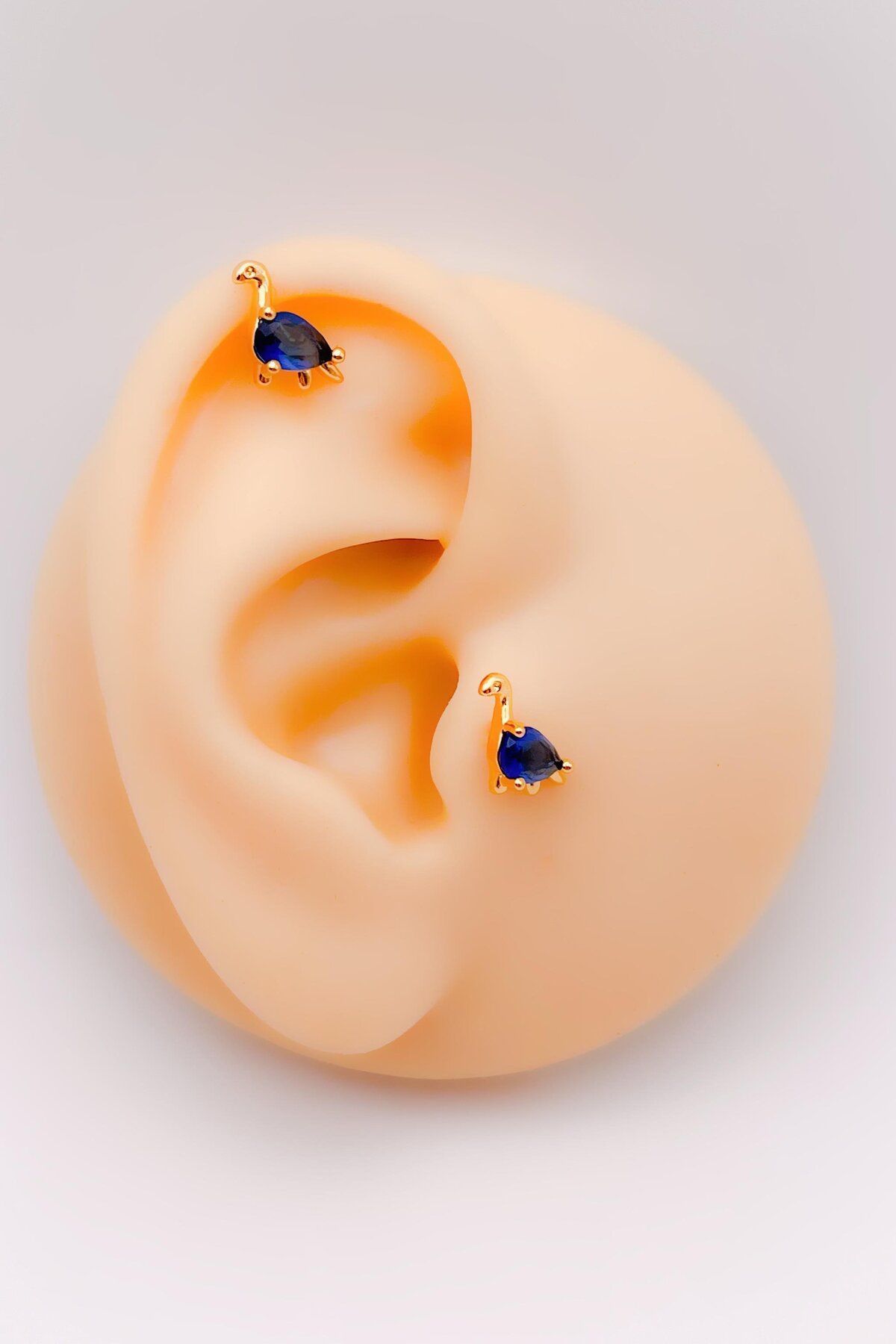 Trinos 1066 - Cerrrahi Çelik Piercing ( Pirsing ) Damla Taşlı Dinozor Tragus Helix Piercing (1adet)