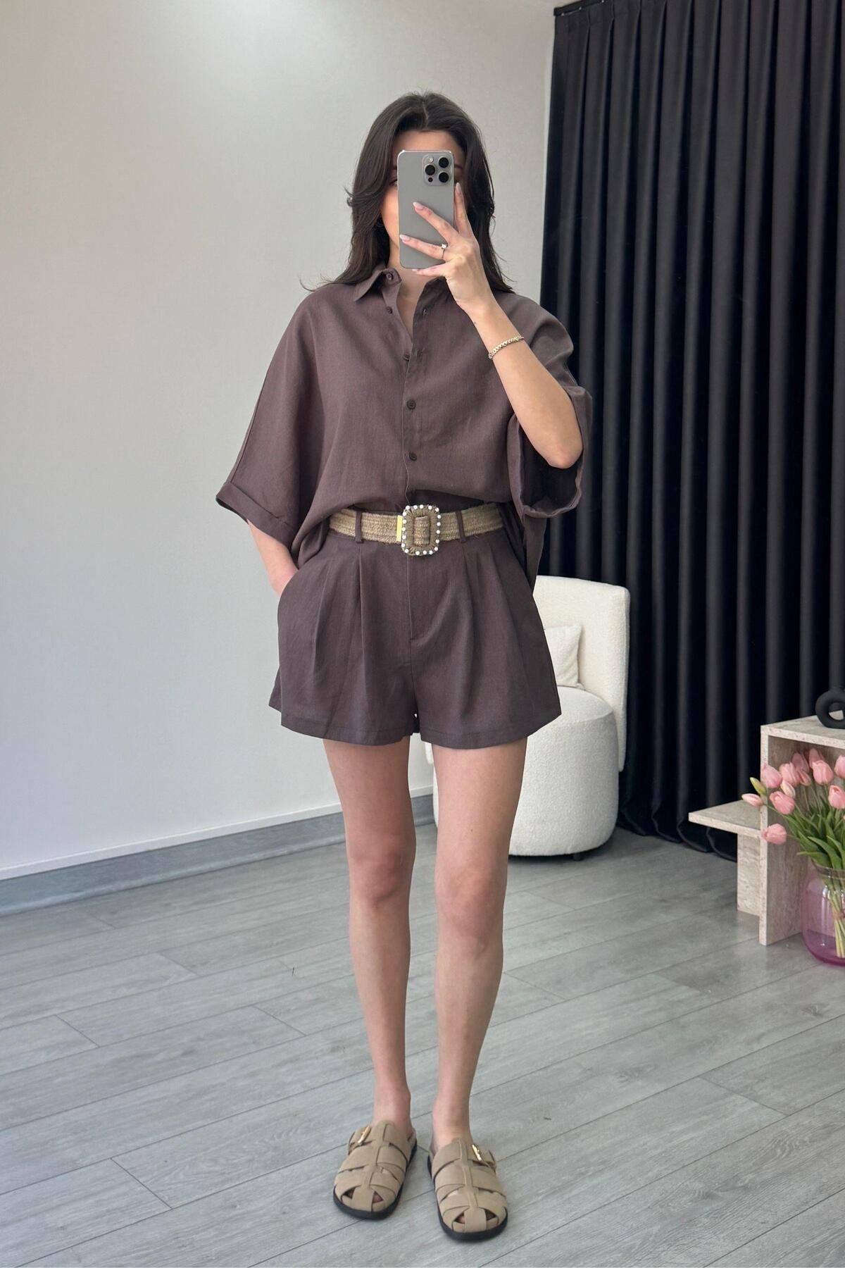 ECEMİ Vesper Kemerli Kahve Keten Gömlek Şort Takım
